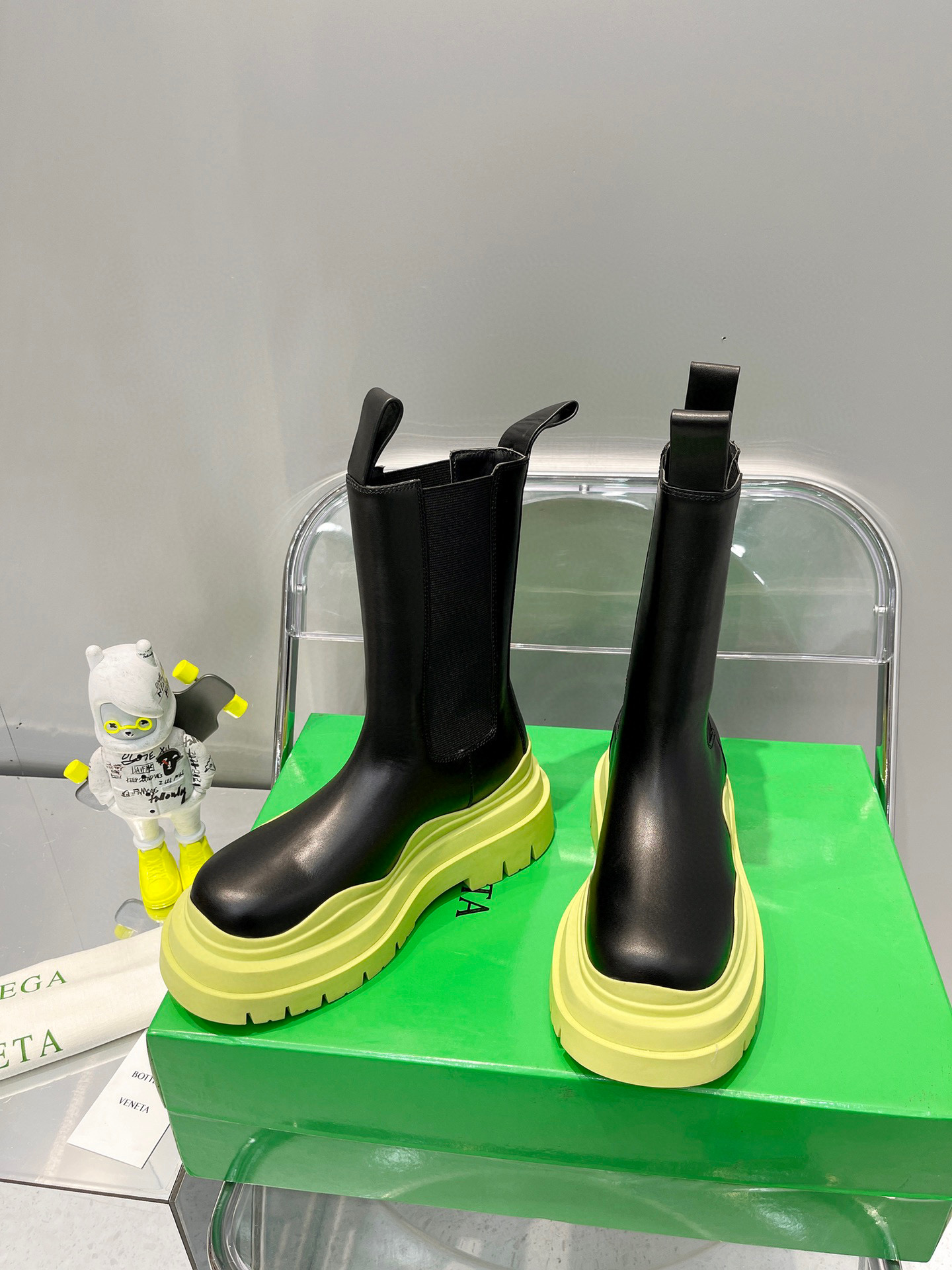 [TOP] Bottega Veneta BV Tire Chelsea Boot - Six Colours