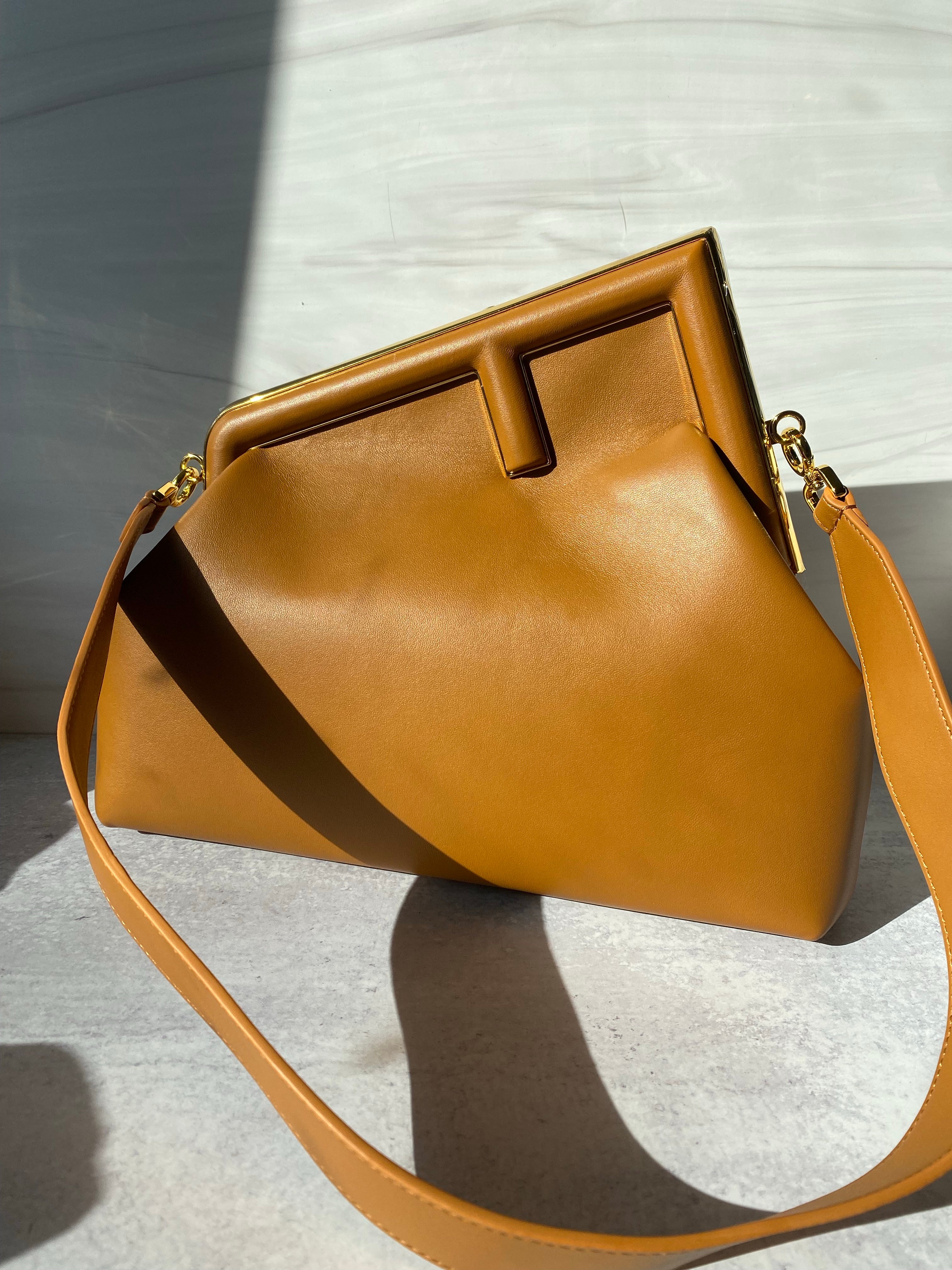 [TOP] FENDI First Medium Bag - Brown