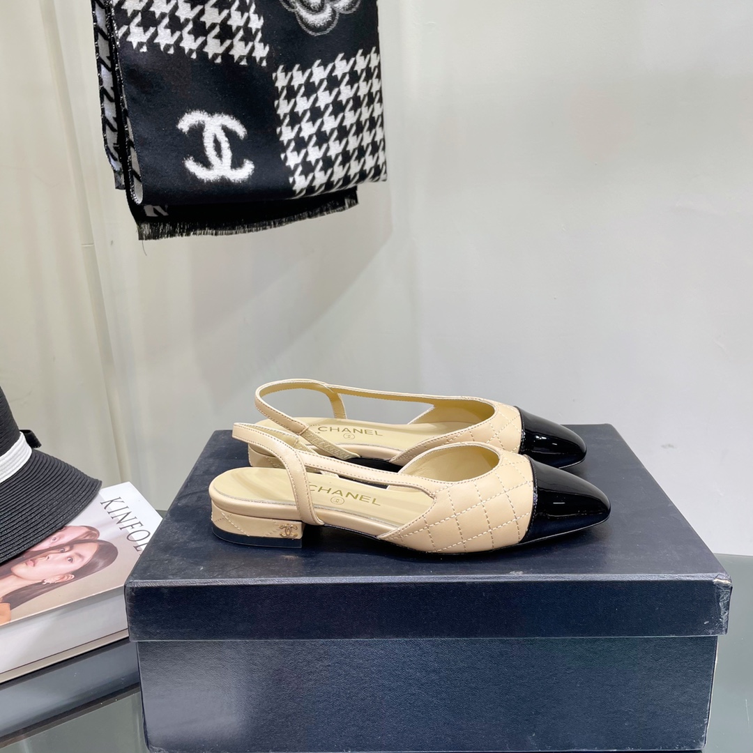 [TOP] CHANEL Two Tone Plaid Flats  - 4 Colours