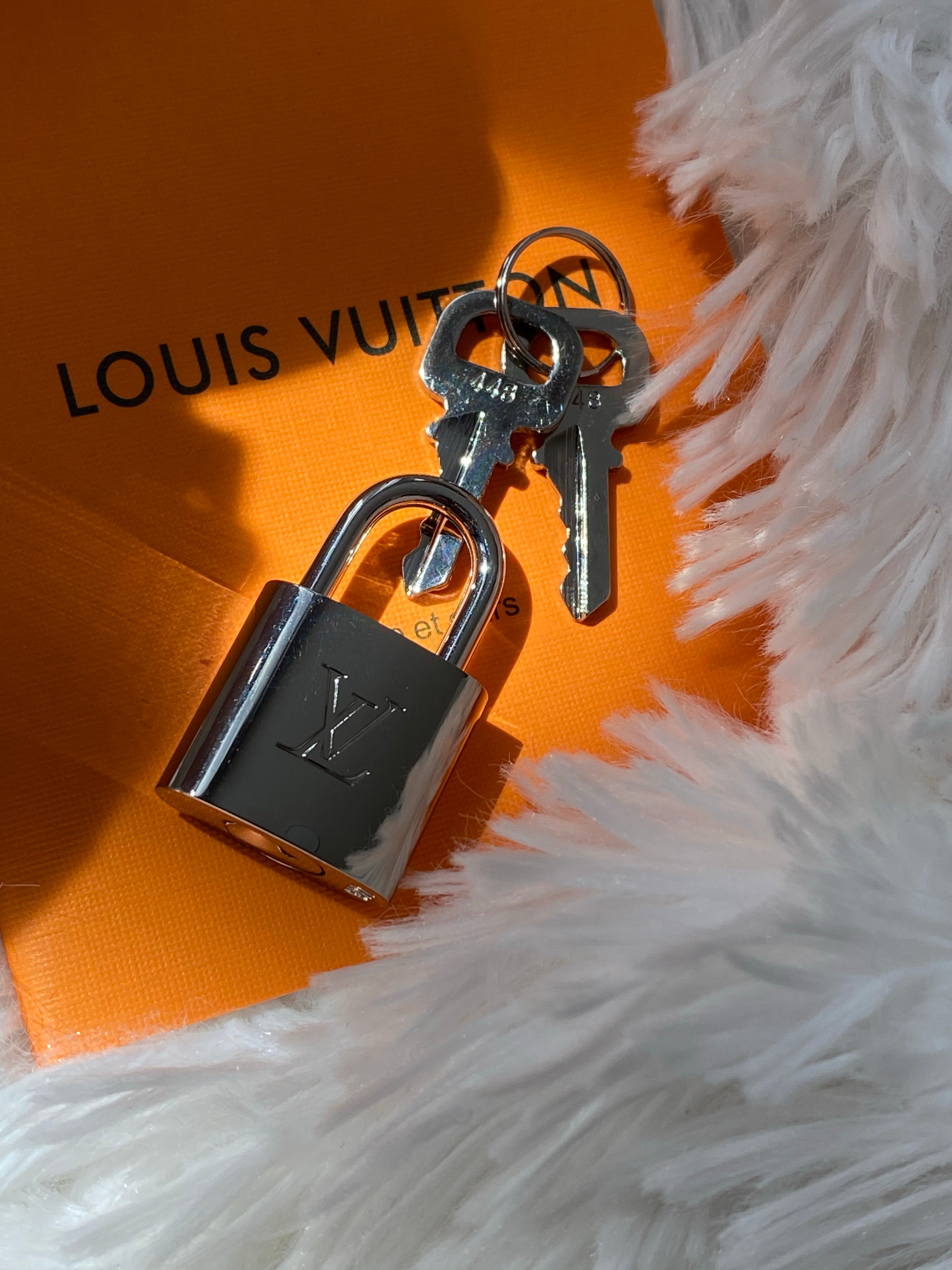 [TOP] Louis Vuitton LV  Alma BB Epi Leather  23.5X17.5X11.5cm - Pink