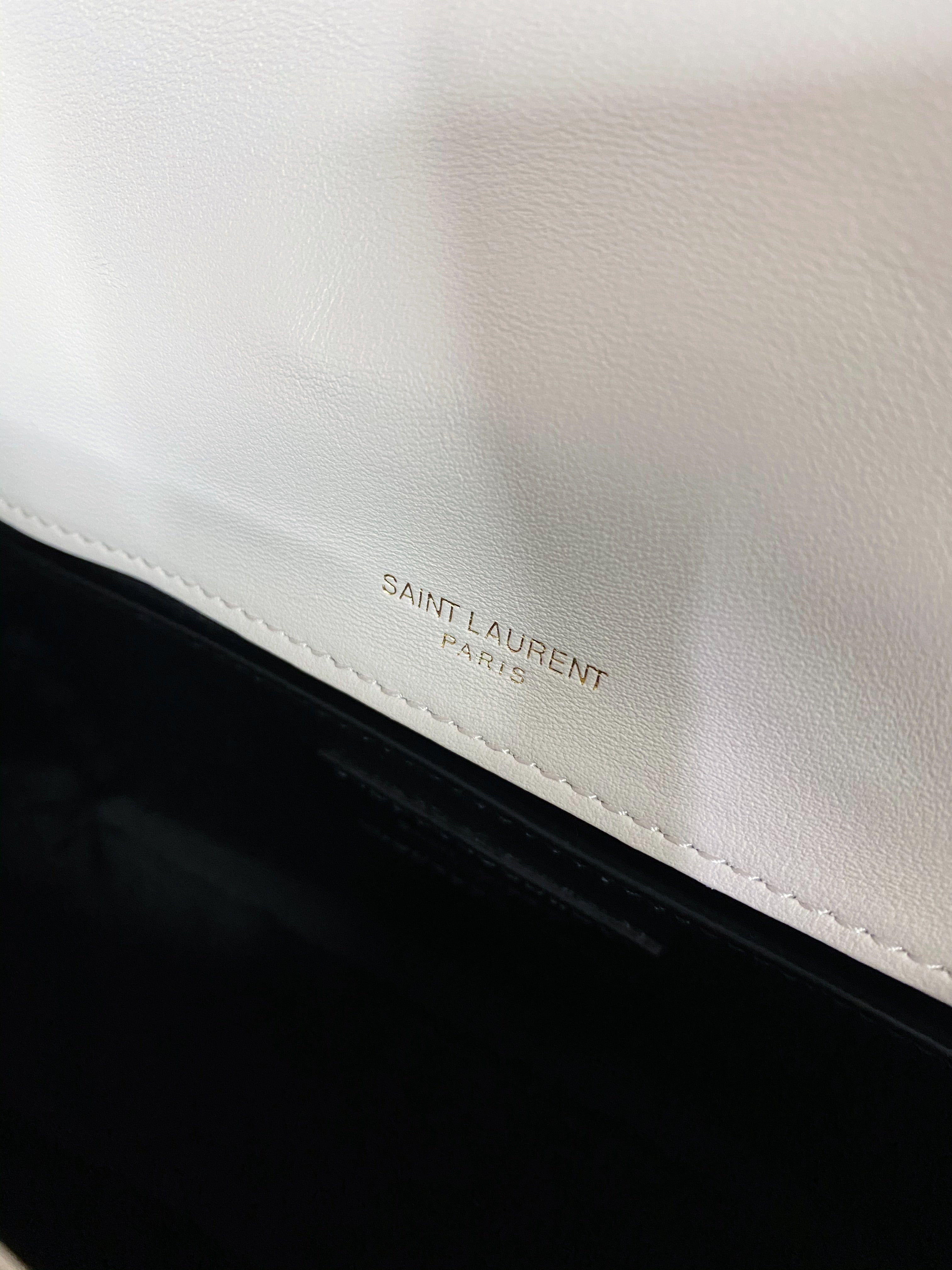 [TOP] Yves Saint Laurent YSL Nikki Small - OFF WHITE