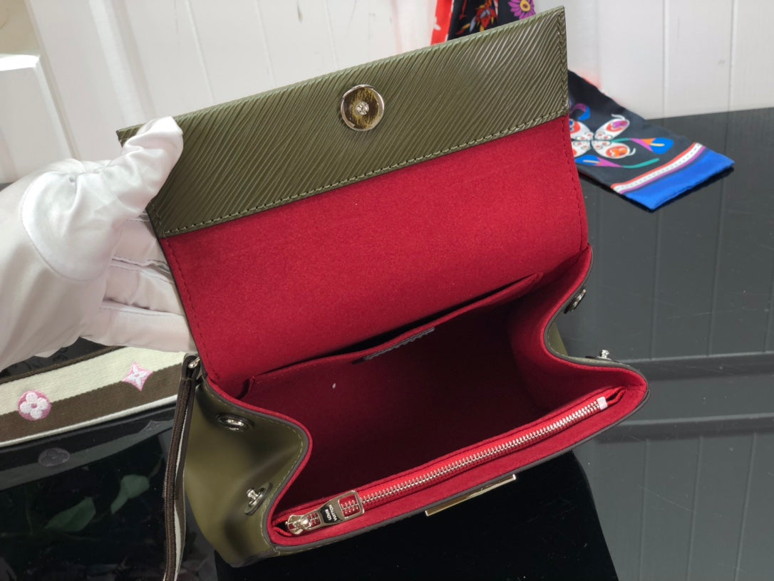 [TOP] Louis Vuitton LV L*V Cluny Epi Leather 20 x 16 x 7.5 cm- Green