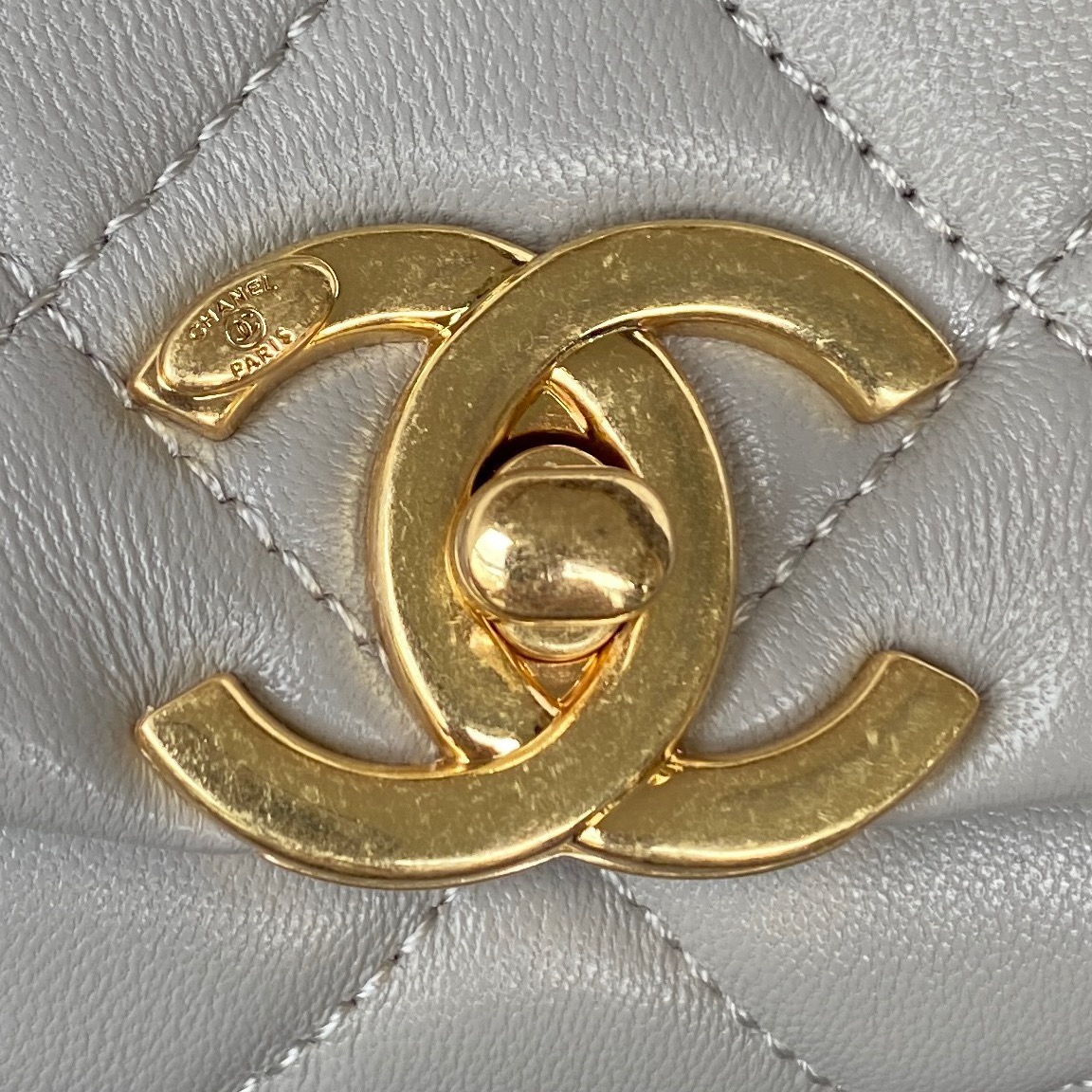 [TOP] CHANEL Classic Flap Bag 23X10X15.5Cm - GHW - 5 Color