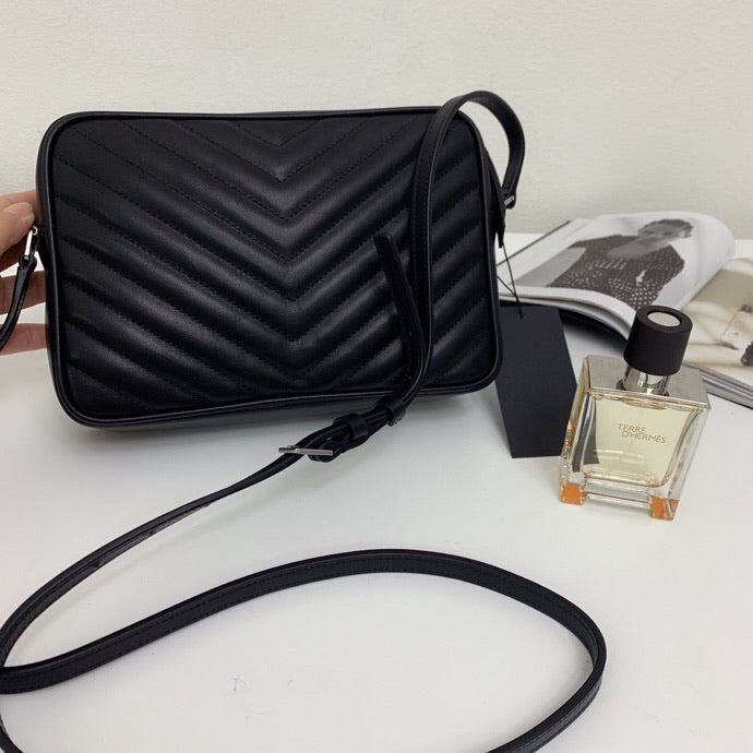 [TOP] Yves Saint Laurent YSL YSL LouLou Camera Bag - Black w SHW