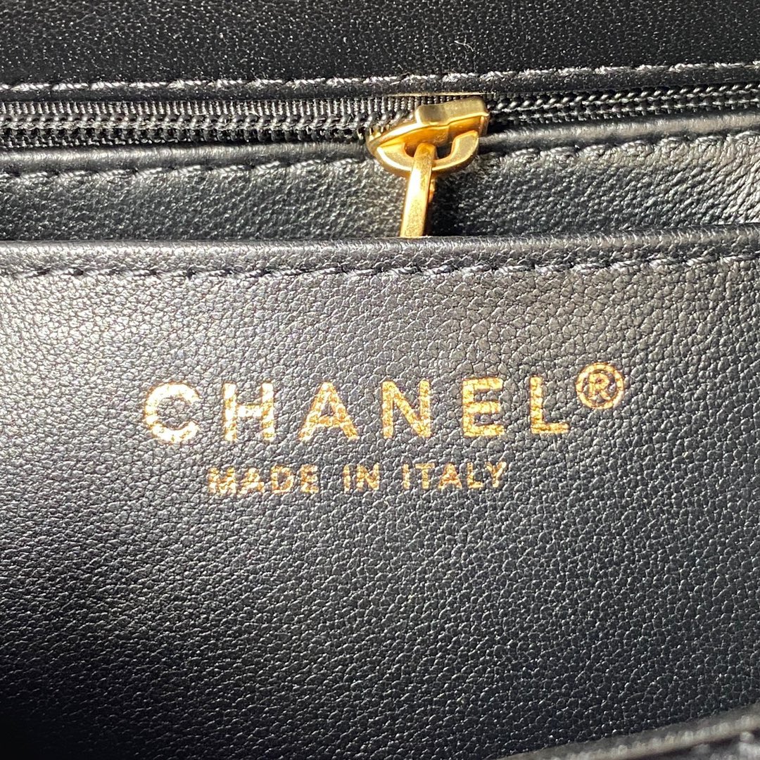 [TOP] CHANEL Classic Flap Bag 16*12*5cm/20.5*17*6.5cm - GHW - 2 Color