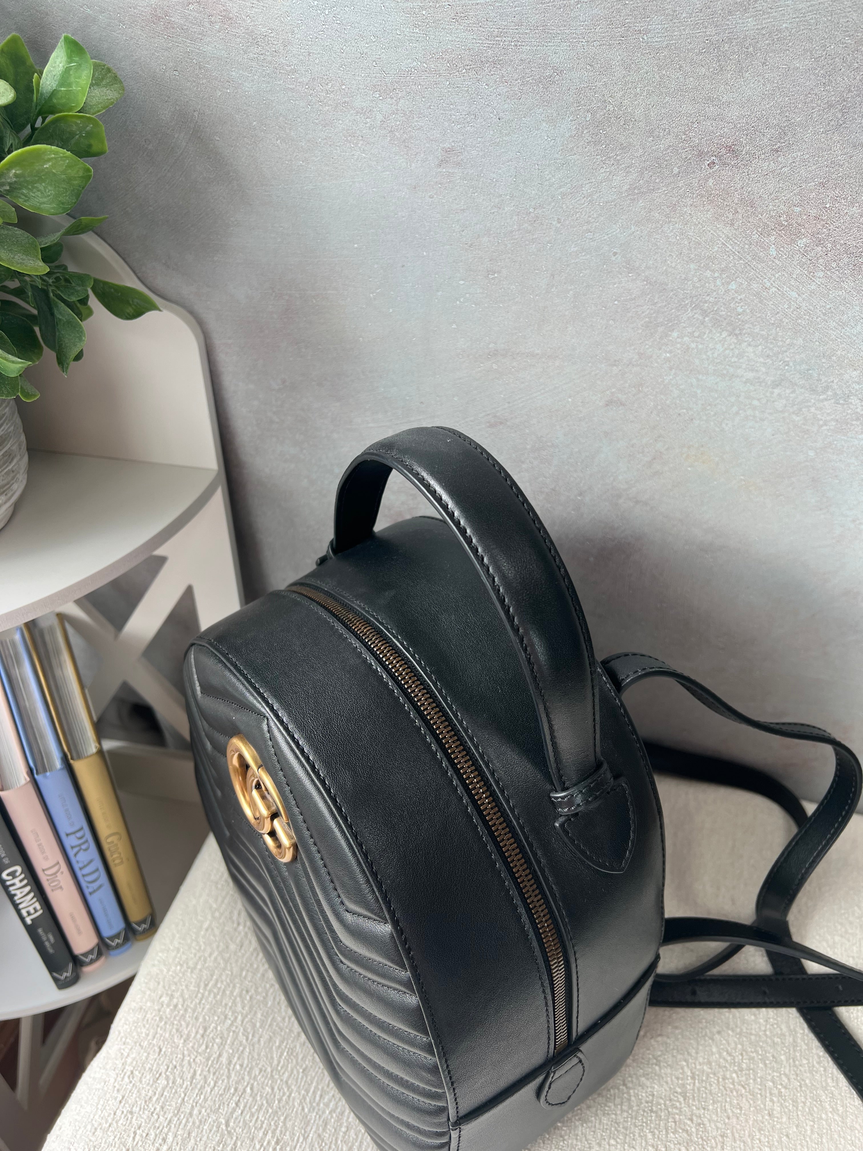 [TOP] GUCCI G*G Marmont Backpack - Black