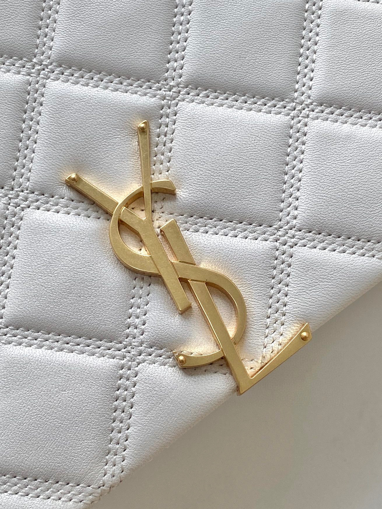 [TOP] Yves Saint Laurent YSL Becky Bag Lambskin 25CM - Black/White