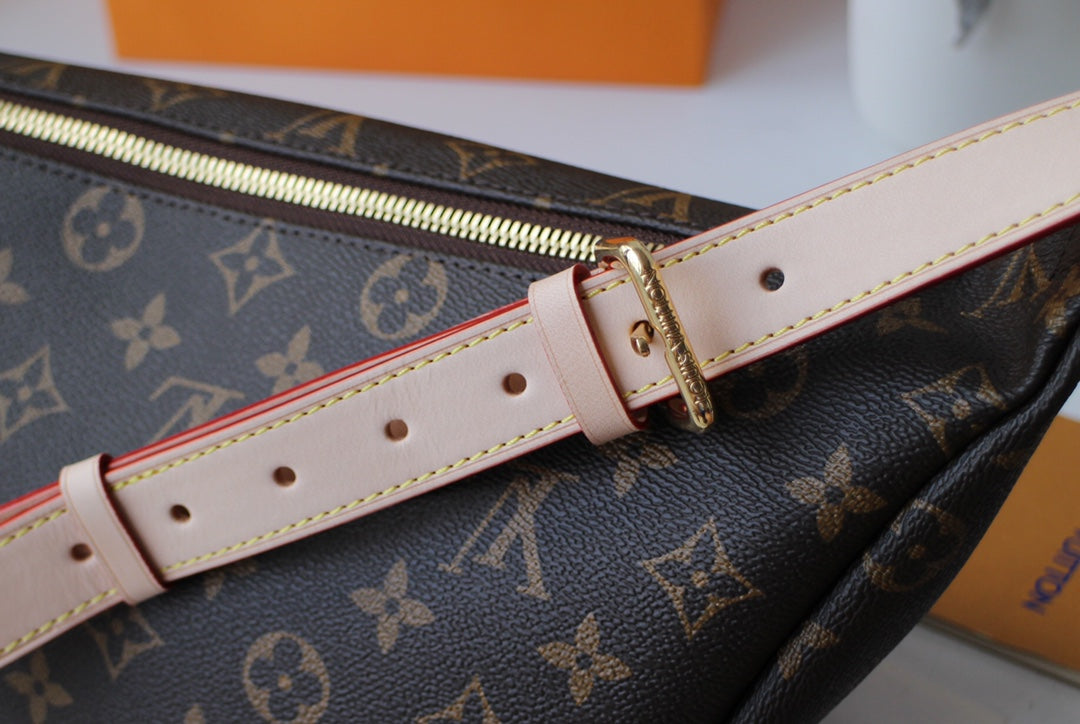 [TOP] Louis Vuitton LV Bumbag Monogram 37x14x13 cm-Brown