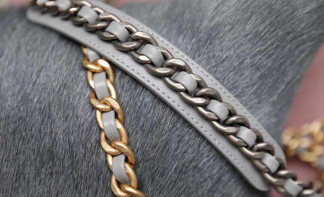 [TOP] Chanel 19 Small Bag -Grey w Chip