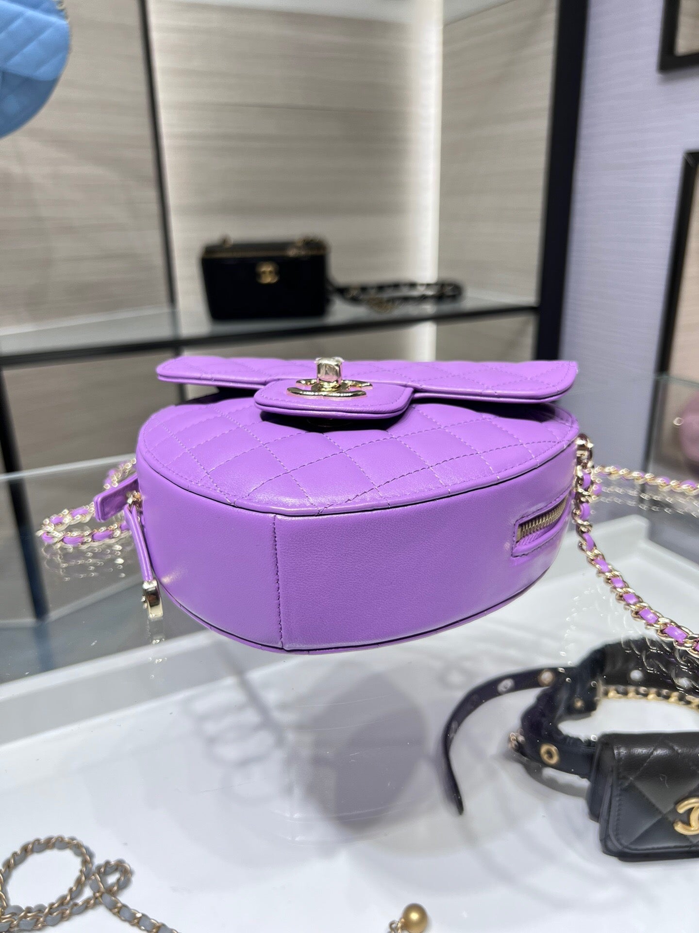 [TOP] CHANEL Heart Bag Large 16.5x18x6.5cm - Purple & GHW