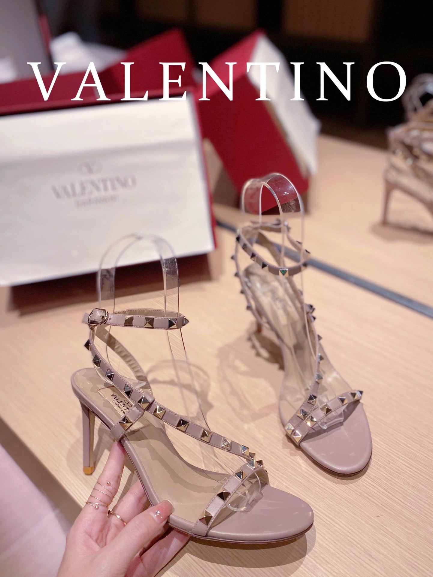 [TOP] VALENTINO  Rockstud Asymmetrical Slingback Sandals - Nude Pink