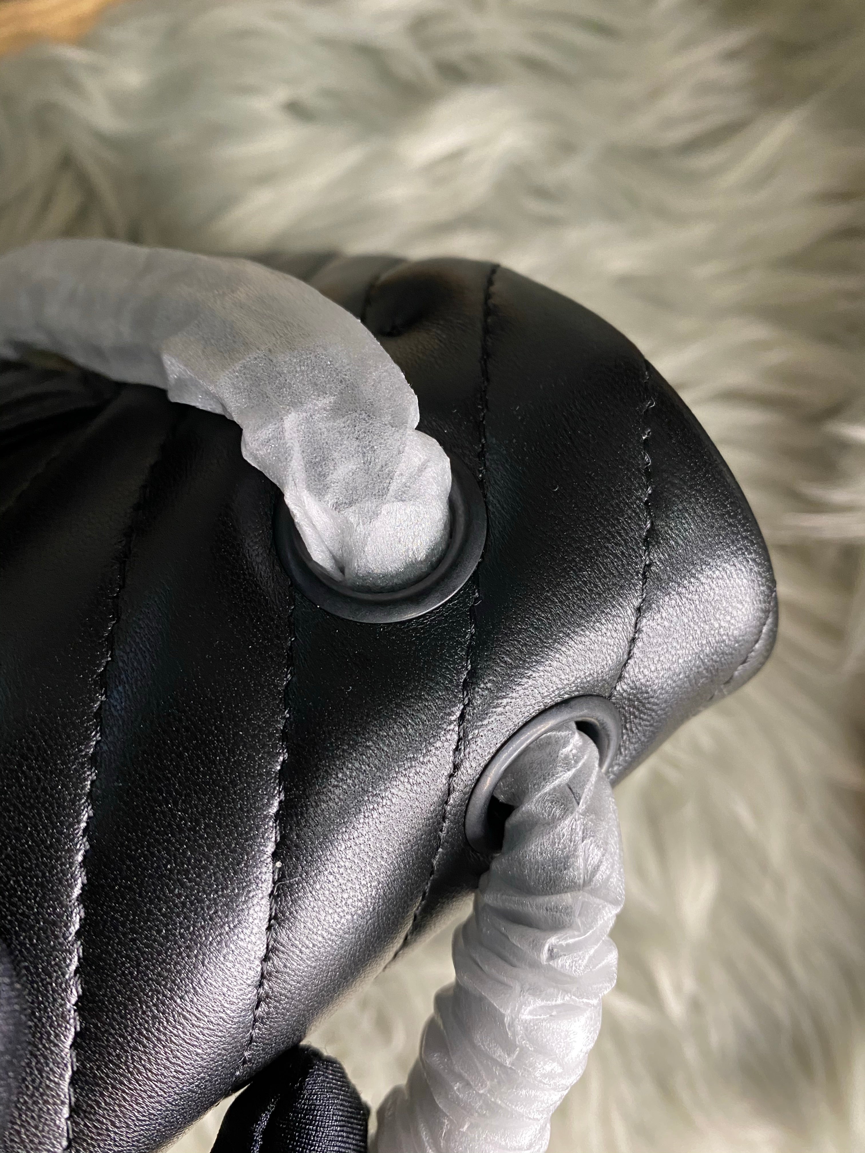 [TOP] CHANEL Classic Flap Bag Chevron Lambskin Medium 25.5cm – All Black