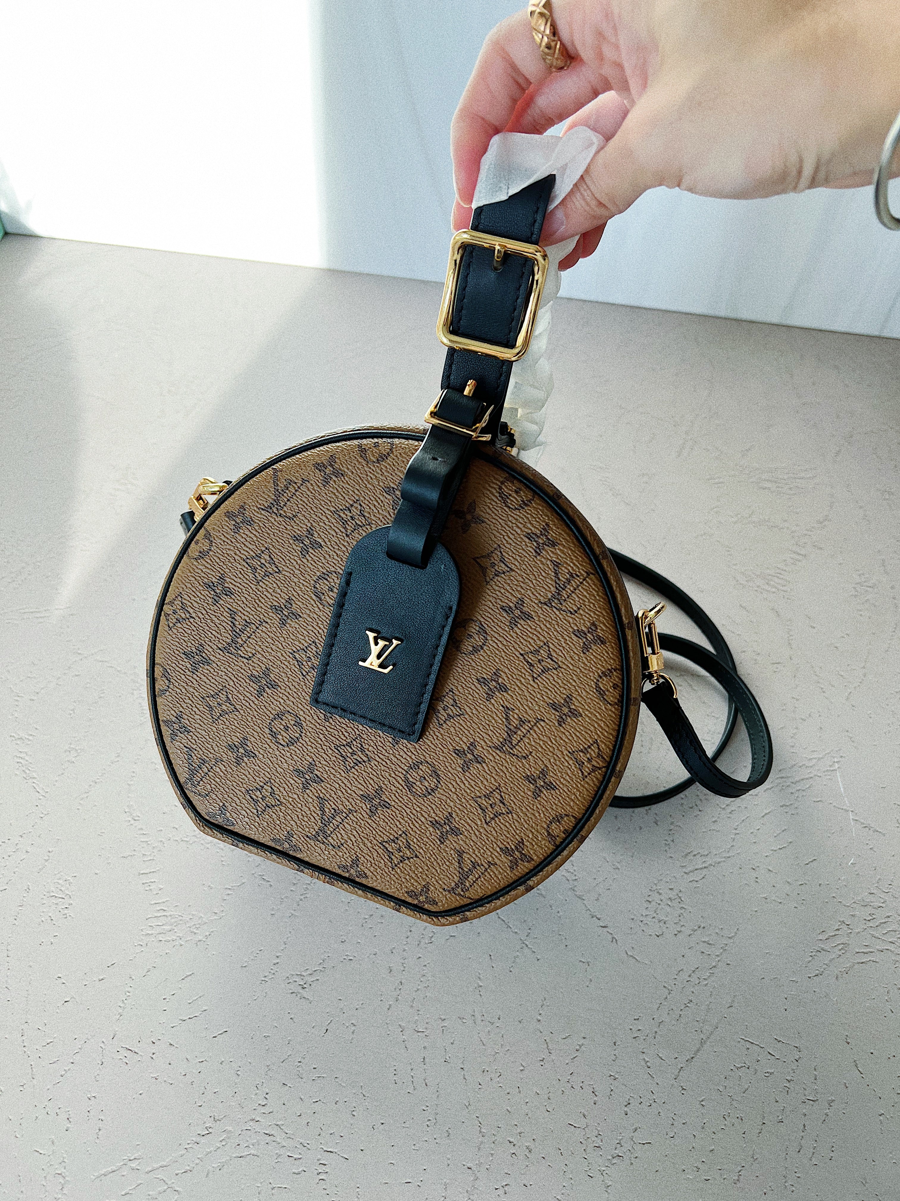 [TOP] Louis Vuitton LV Reverse Monogram Petit Boite Chapeau 22 ×8×20CM- Black