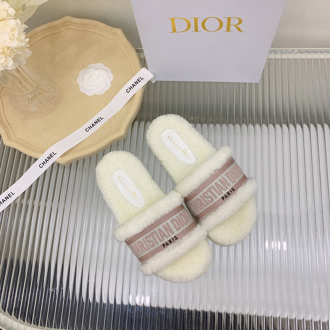 [TOP] Christian Dior D-Way Slide Embroidered Cotton and Shearling - 20 Colours