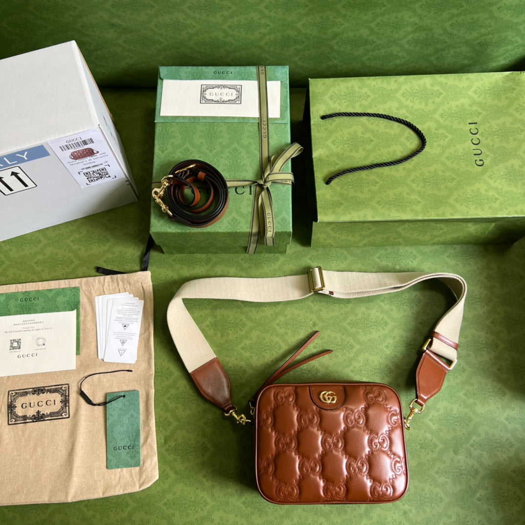 [TOP] GUCCI G*G Matelasse Handbag - Brown