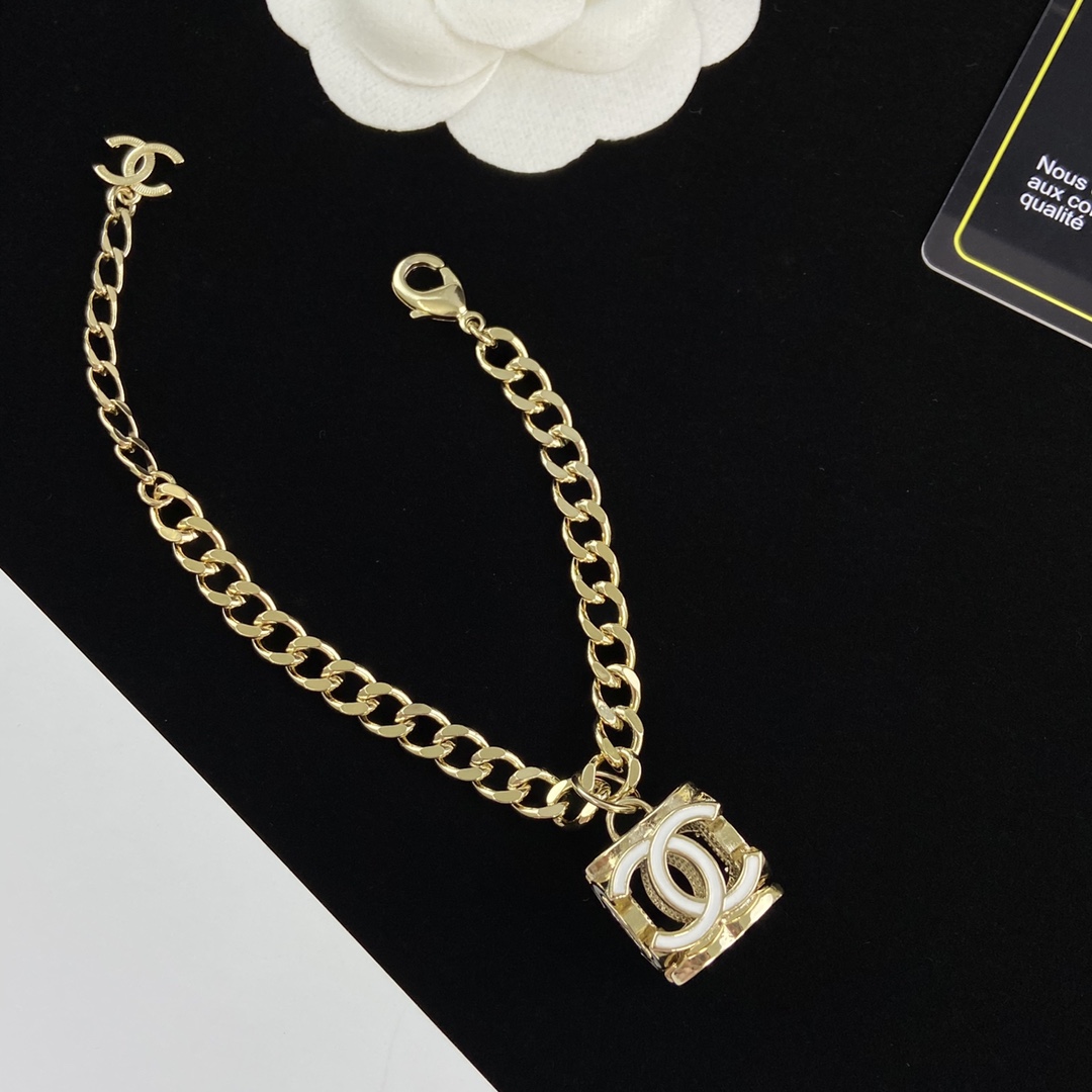[TOP] CHANEL Necklace Bracelet Earrings Set