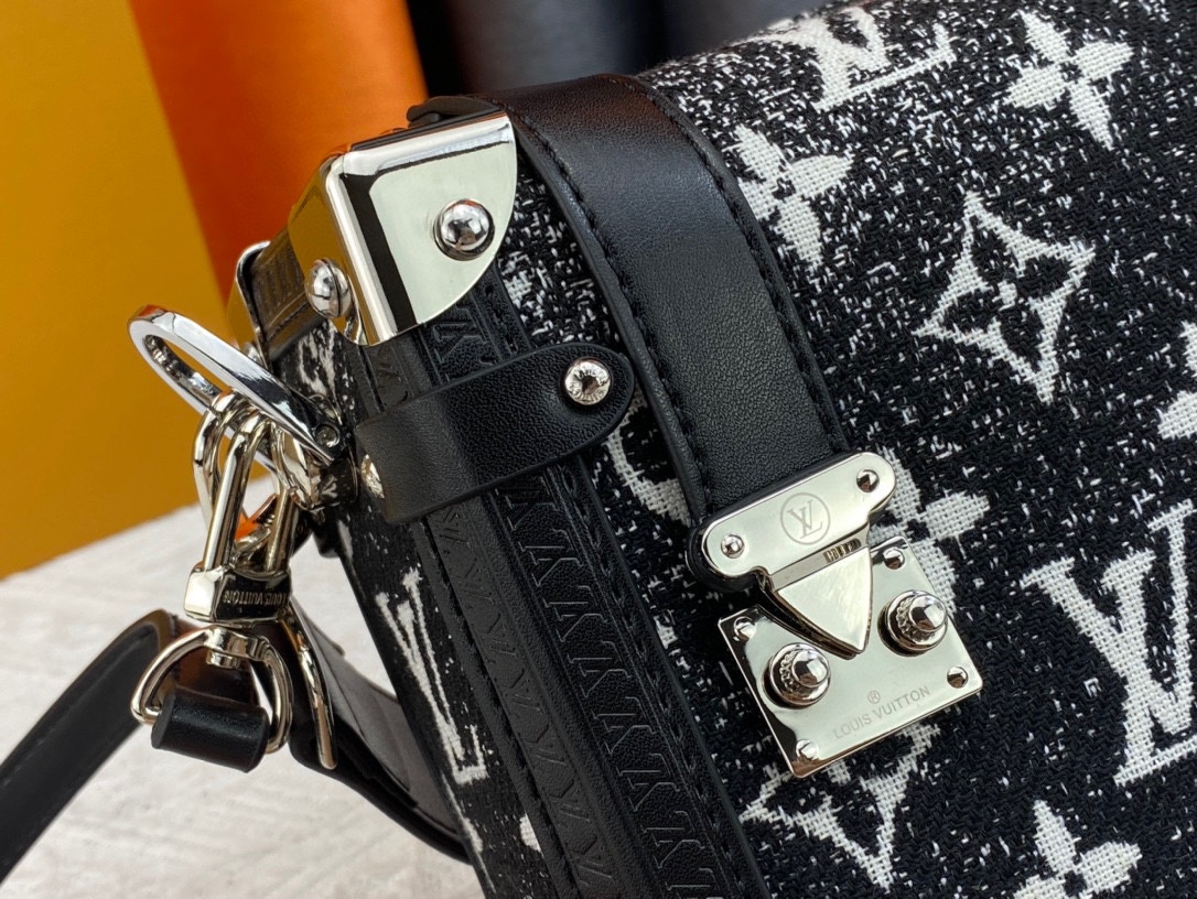 [TOP] Louis Vuitton LV LV X YK Side trunk Monogram Bag 21×14×6cm- 8 color