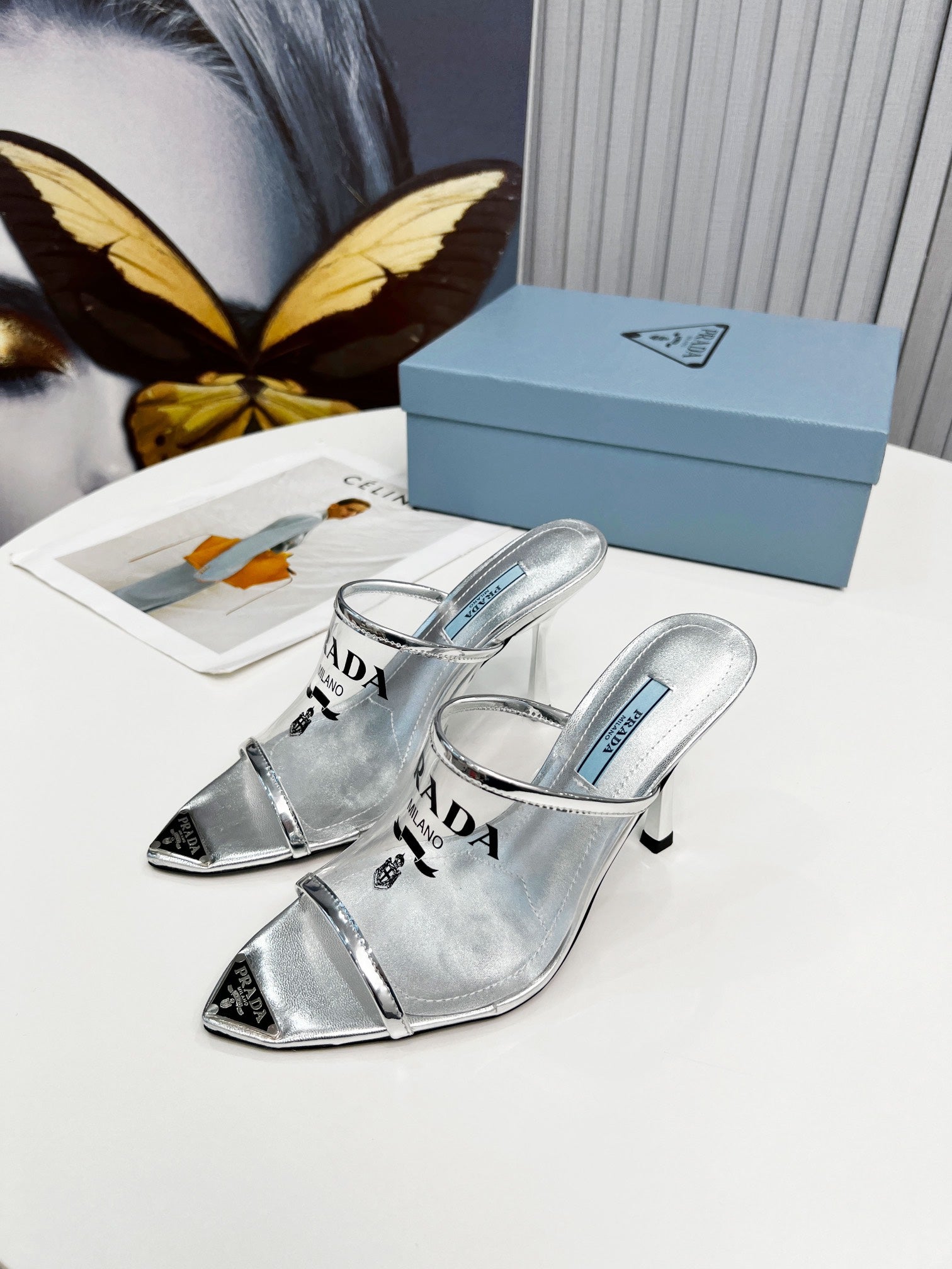 [TOP] PRADA Logo-print Plexiglas High-heel Slides - Silver