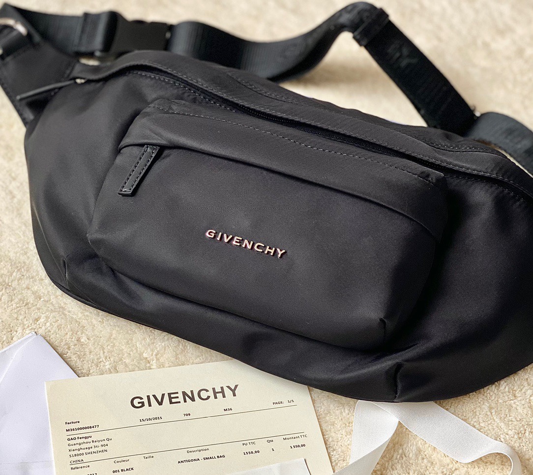[TOP] GIVENCHY Cross Body Bag 37*18*4- Black