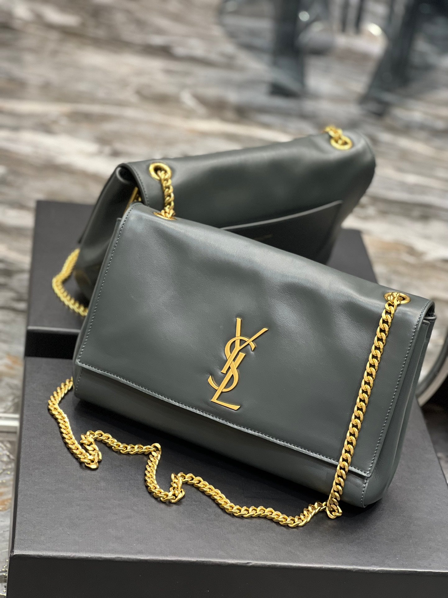 [TOP] Yves Saint Laurent YSL Kate Reversible Suede Bag - Deep Green