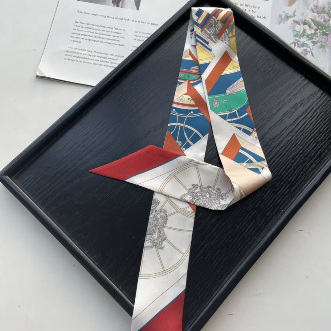 [TOP] HERMES Twilly Springs Springs Twilly 86 x 5 cm - Four Colours