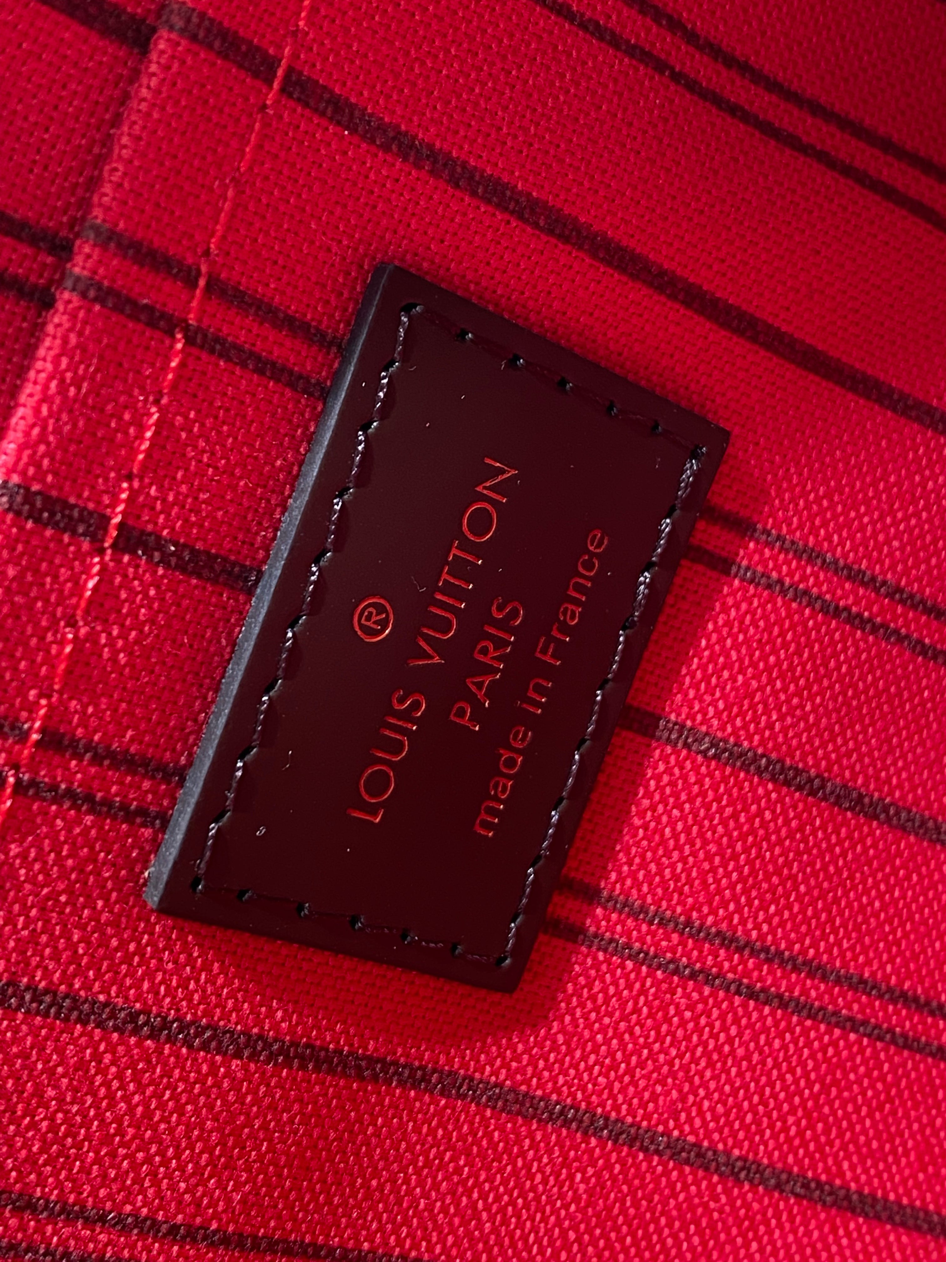 [TOP] Louis Vuitton LV £V Neverful MM Damier Ebene - Red Interior