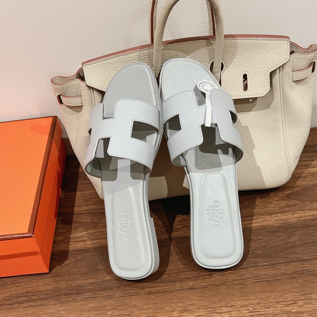 [TOP] HERMES Oran Sandals - 16 Color