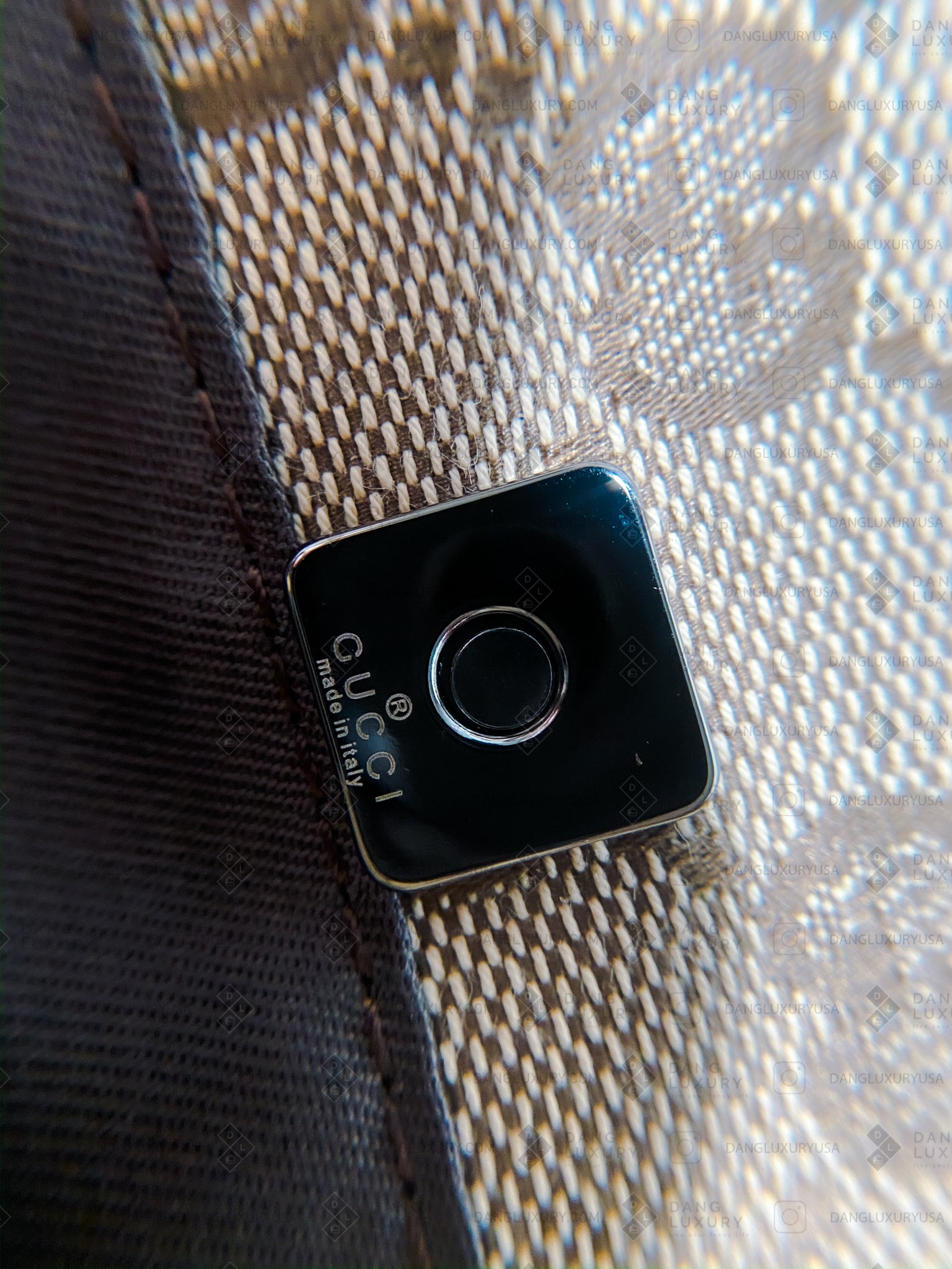 [TOP] GUCCI Supreme Messenger Shoulder Bag