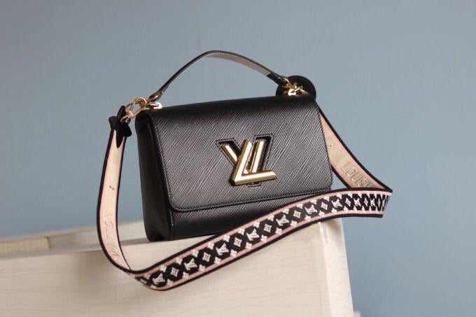 [TOP] Louis Vuitton LV Twist MM Bag 23 x 17 x 9.5 cm - Black