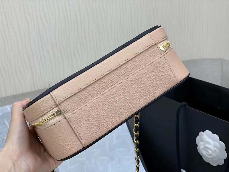 [TOP] CHANEL Vanity Case Bag  Medium - Light Pink