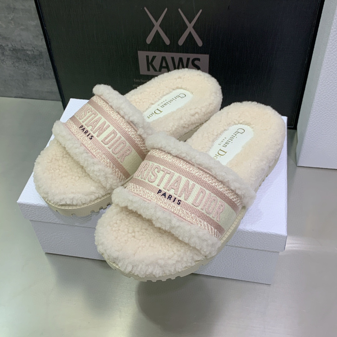 [TOP] Christian Dior D-Way Slide Embroidered Cotton and Shearling - 20 Colours