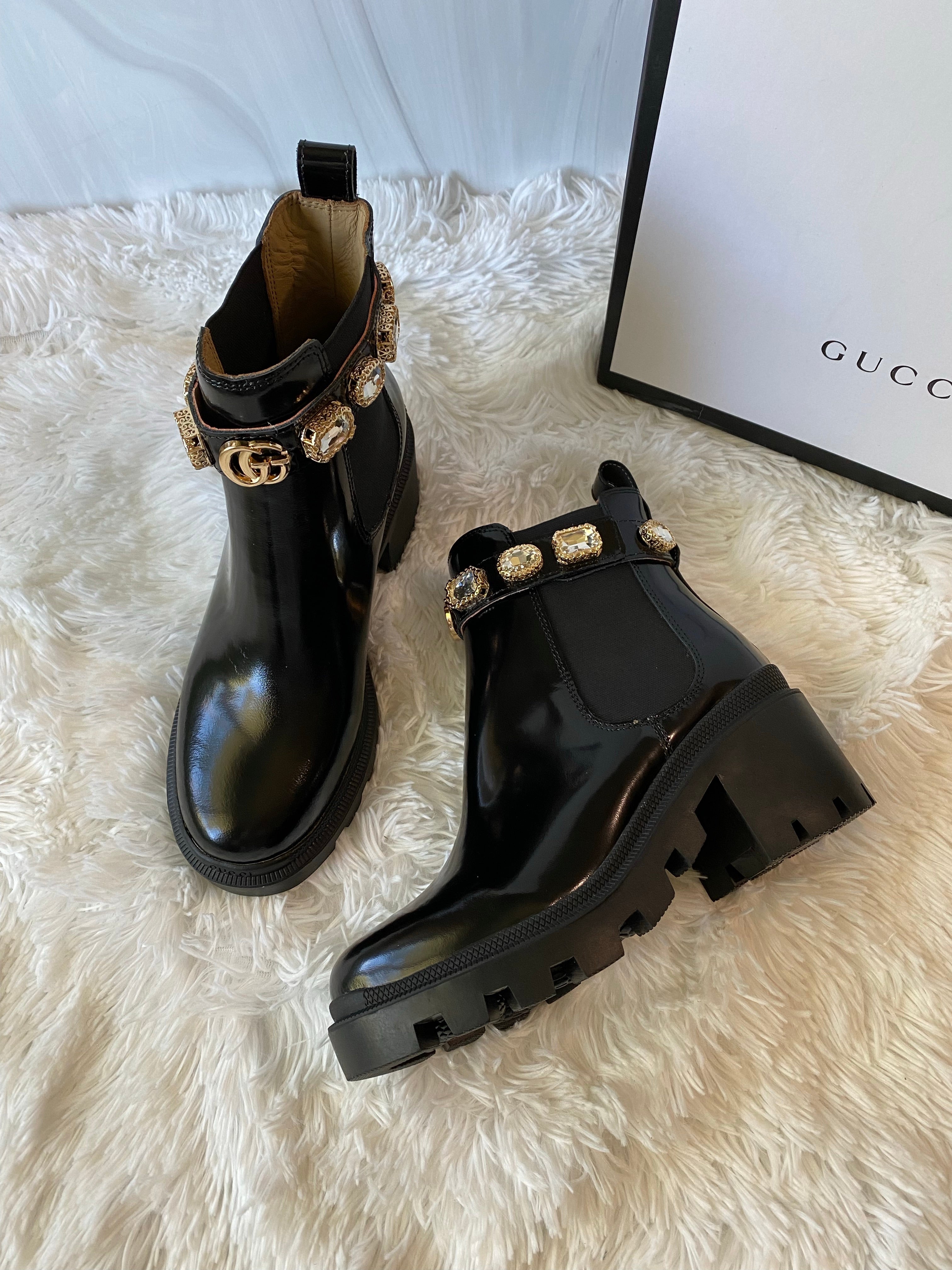 [TOP] GUCCI Ankle Gems Boots - Black