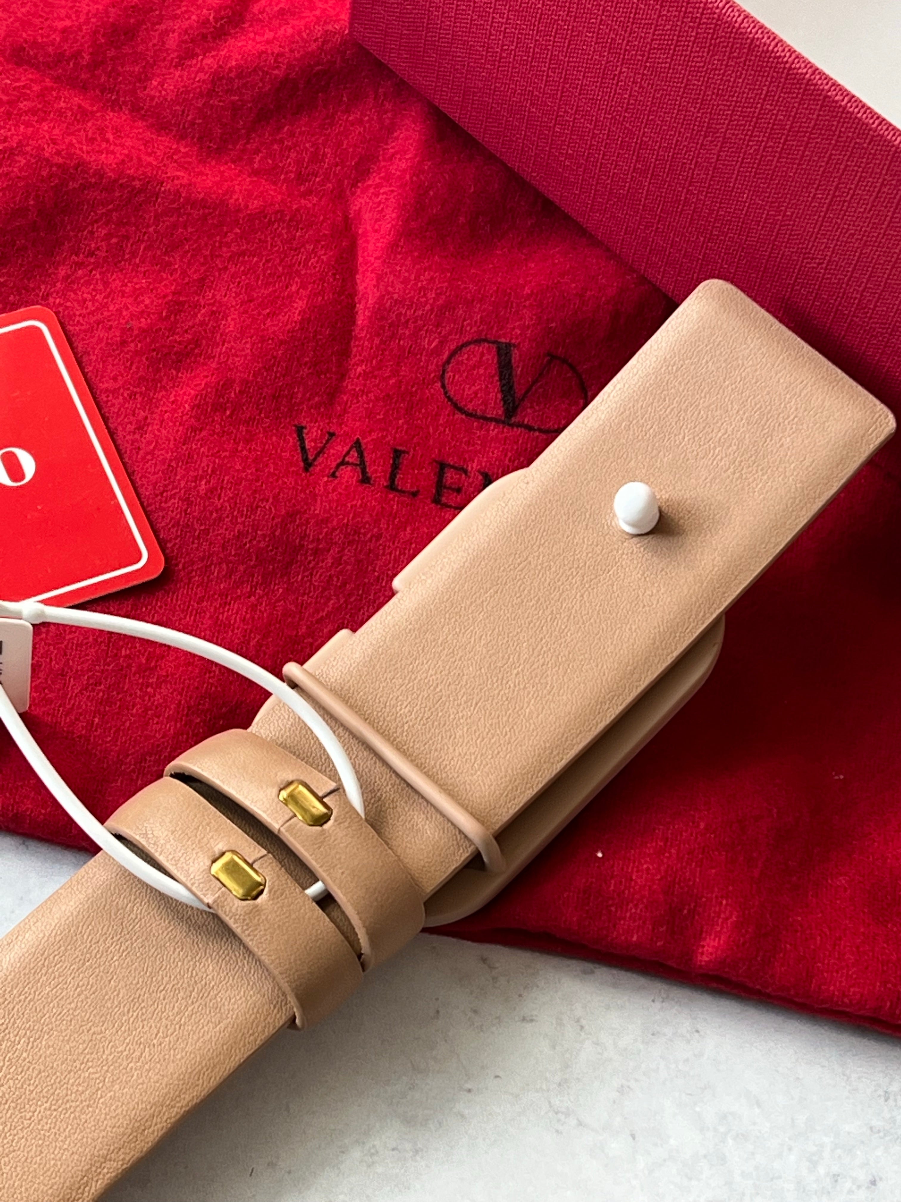 [TOP] VALENTINO VLOGO Leather Mate Belt - Nude