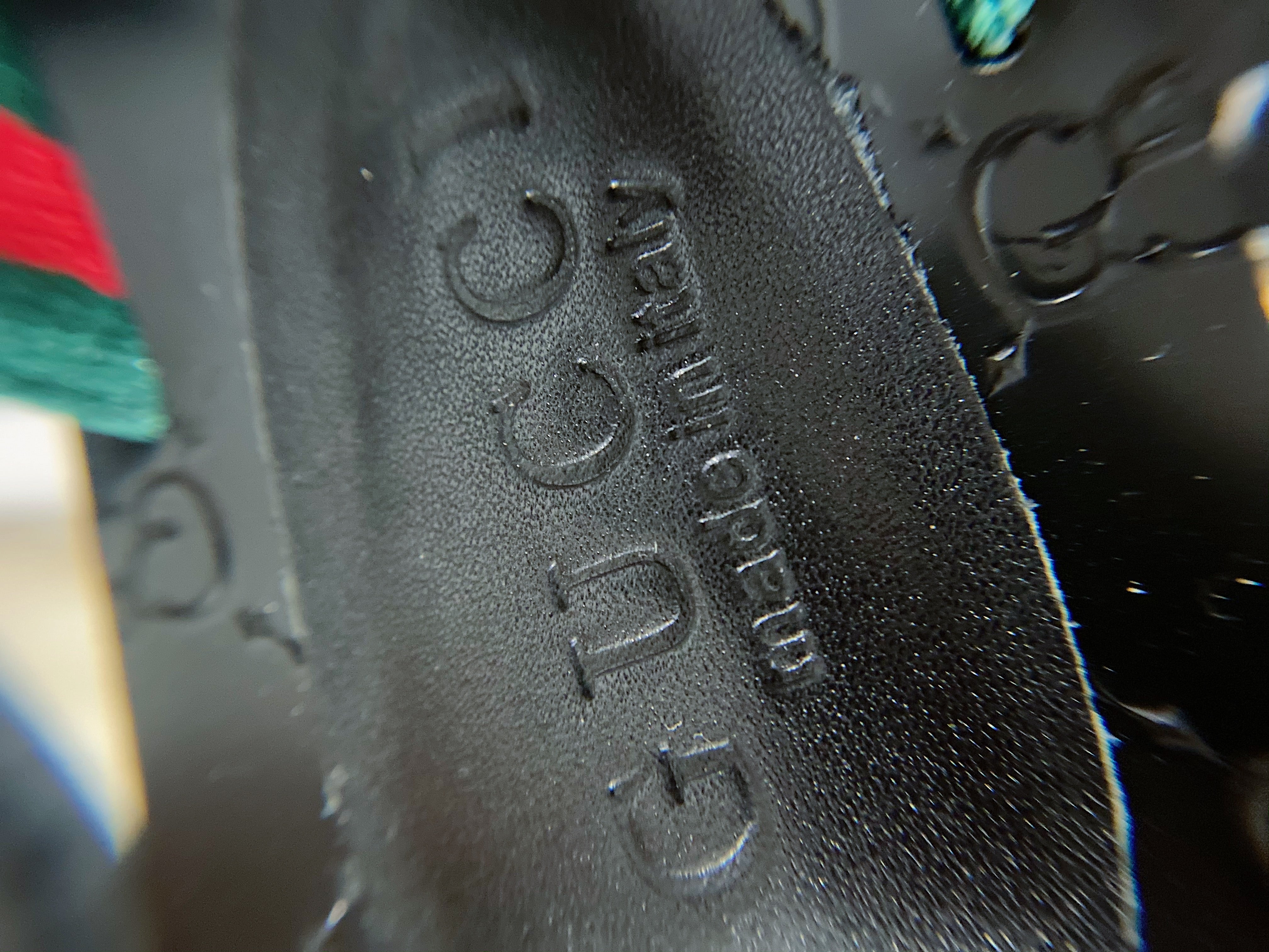 [TOP] GUCCI  Green And Red Web Strap Thong Sandals