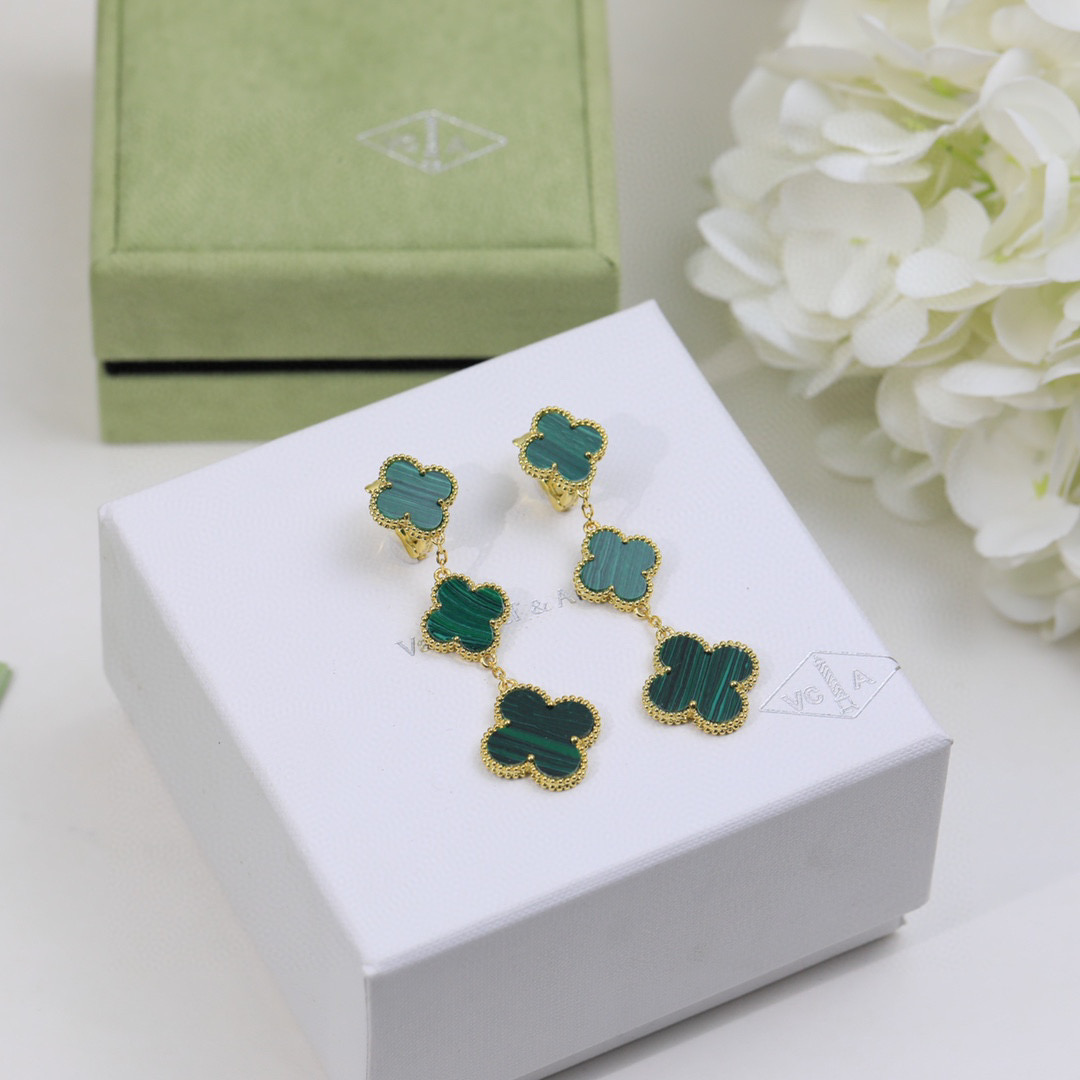 [TOP] Van Cleef & Arpels Dangle 3 Flowers Earrings