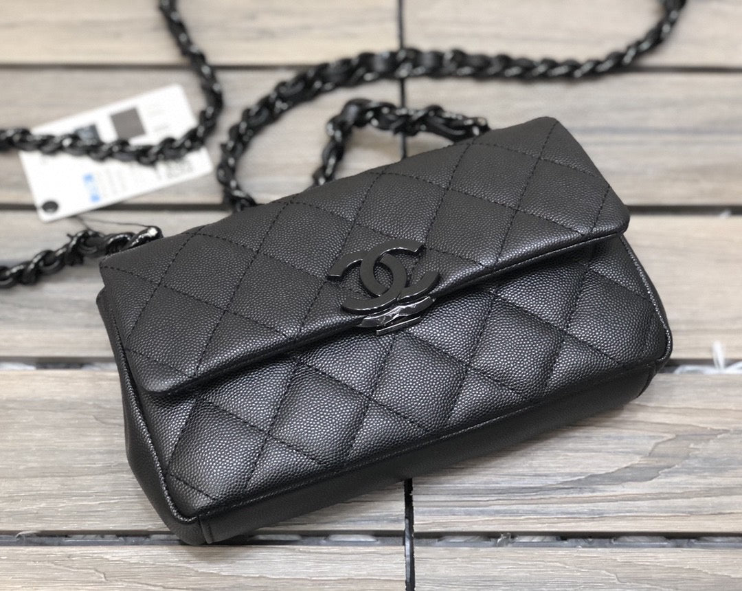 [TOP] CHANEL Flap Bag Caviar Small - Black & Blaxk Hardware