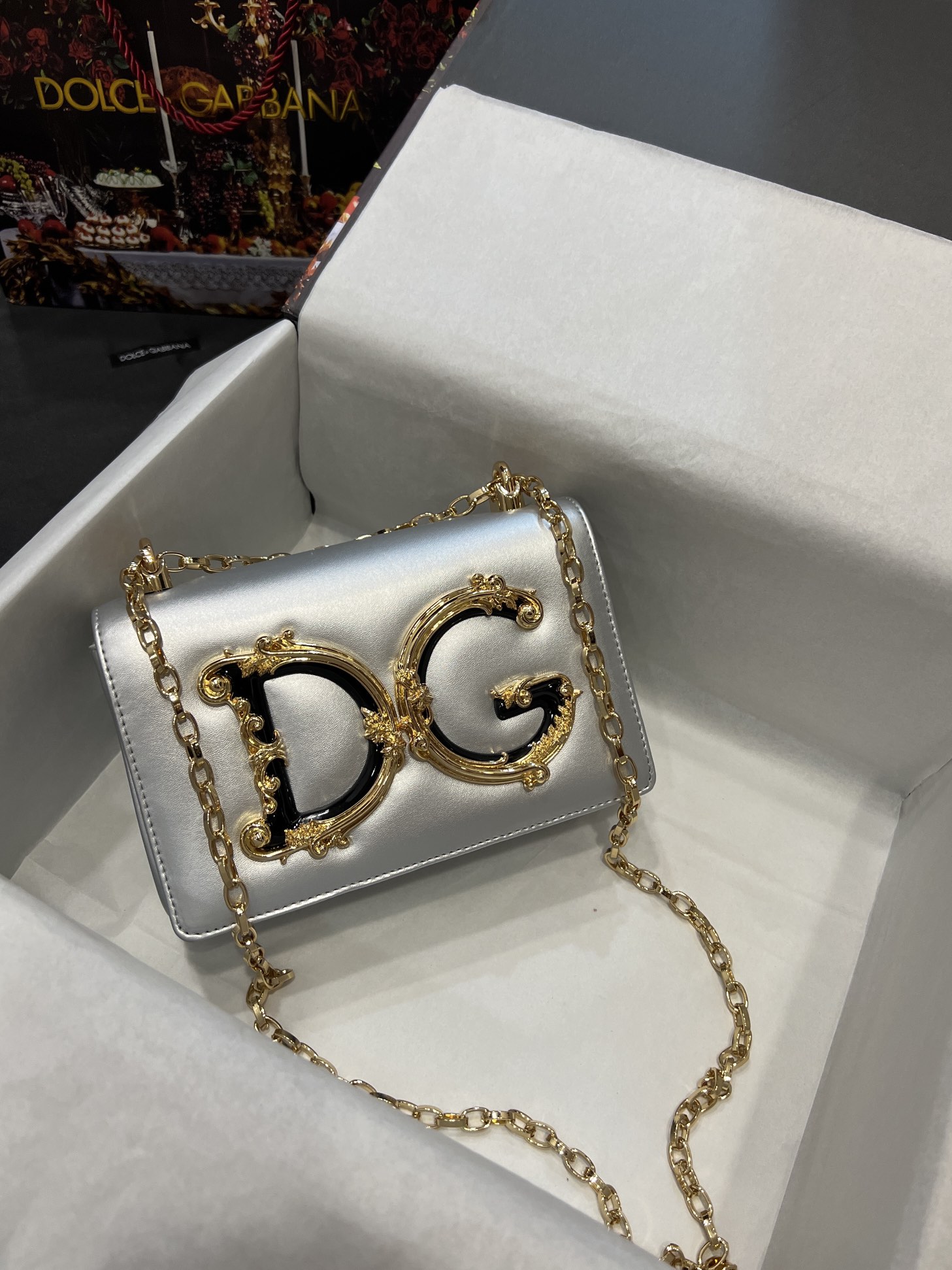 [TOP] Dolce & Gabbana D&G Polished Calfskin DG Girls Bag 21*4*15 - Silver