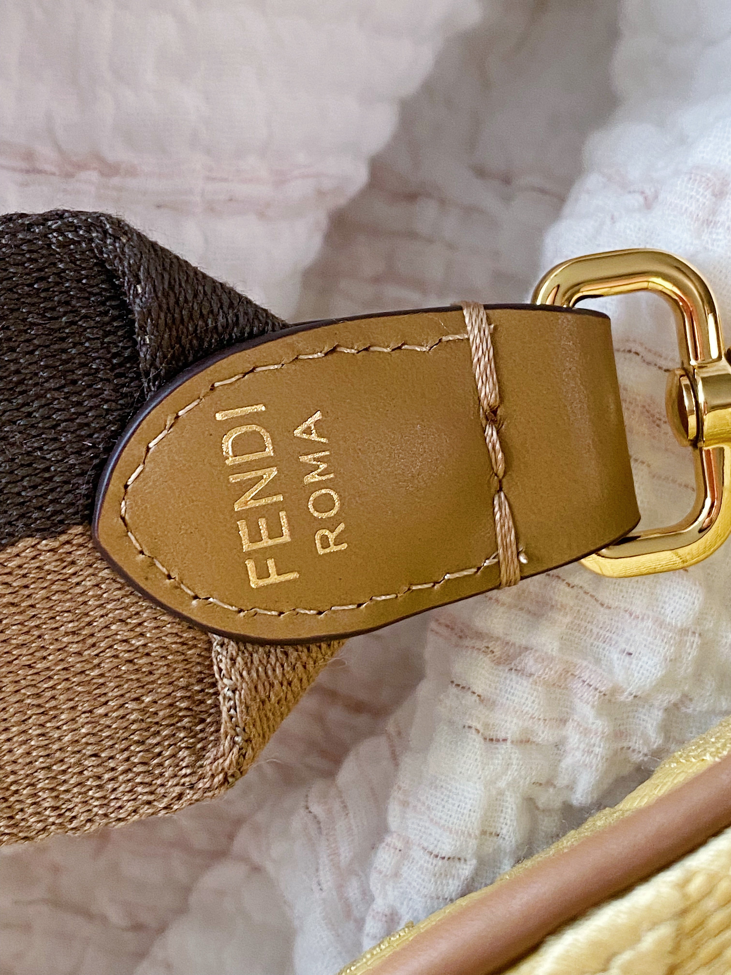 [TOP] FENDI FENDI Baguette Canvas Bag - Yellow