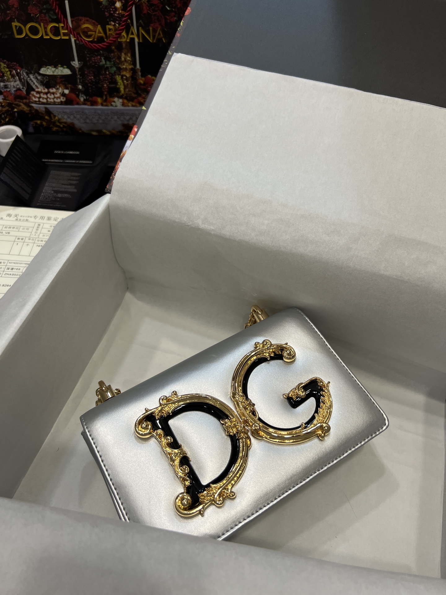 [TOP] Dolce & Gabbana D&G Polished Calfskin DG Girls Bag 21*4*15 - Silver