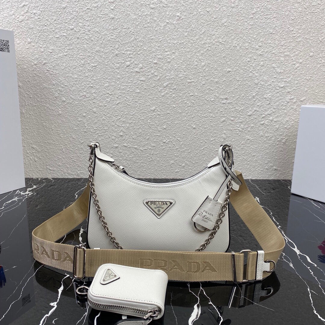 [TOP] PRADA Re-Edition 2005 Epi Leather Bag 23*8*21 cm - WHITE
