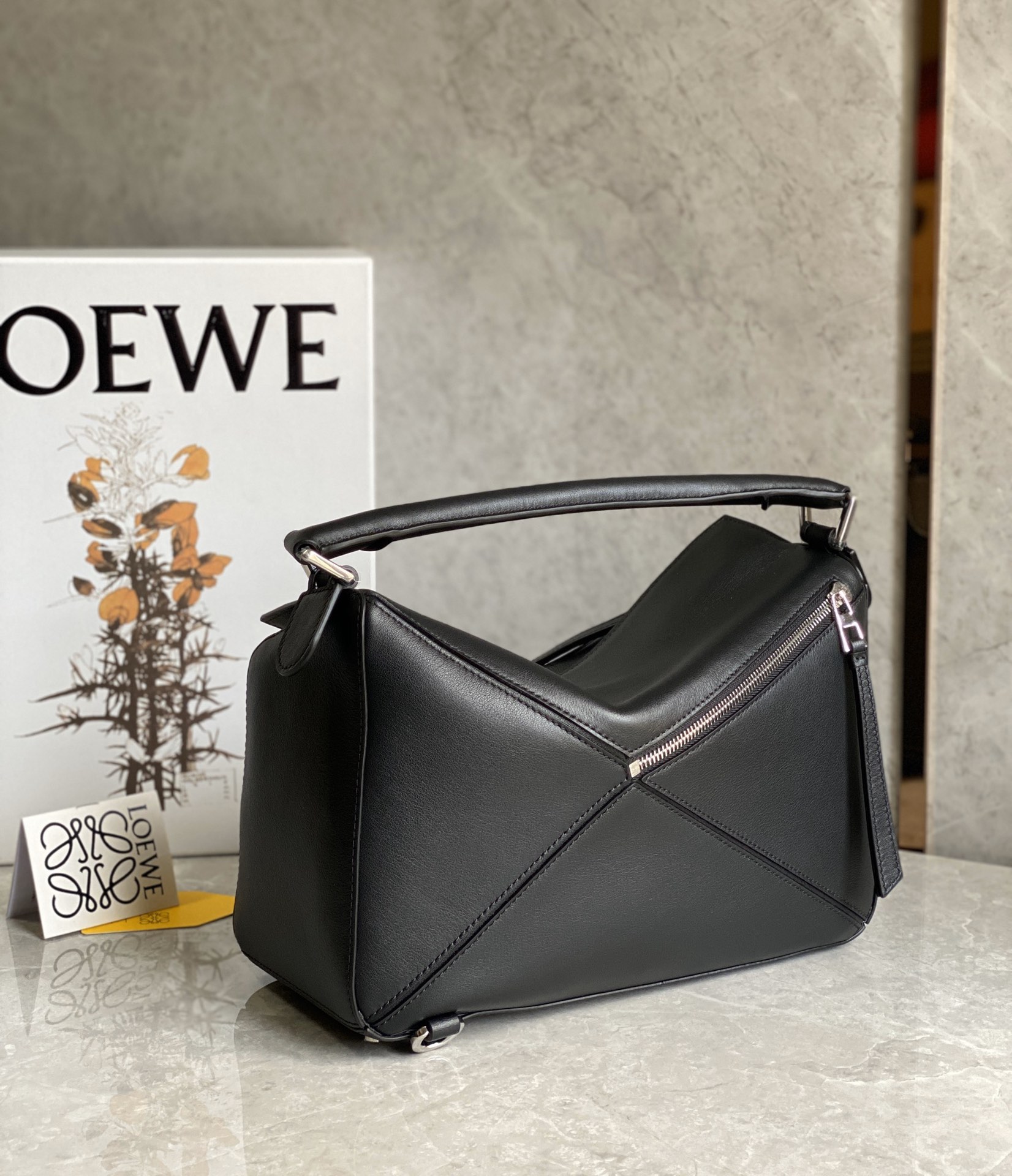 [TOP] LOEWE Puzzle Bag 24*10*14cm/30*12*19cm - Black