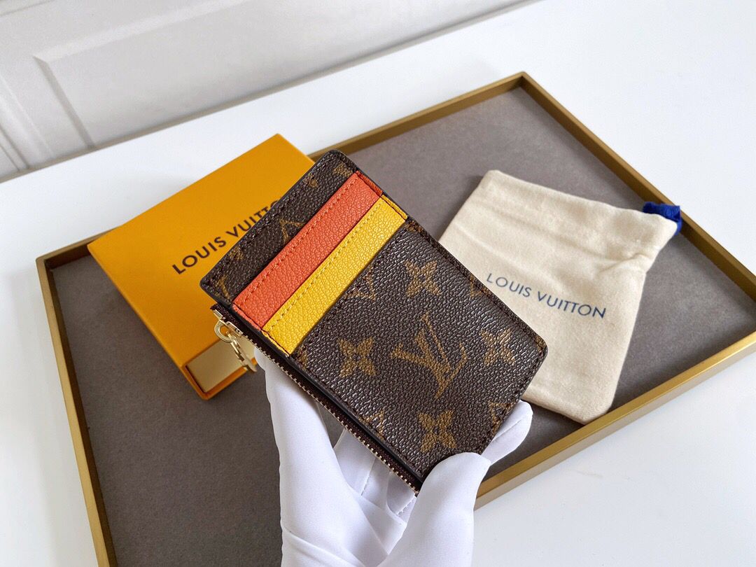 [TOP] Louis Vuitton LV £V Zippy Monogram Card Holder - Teddy Bear