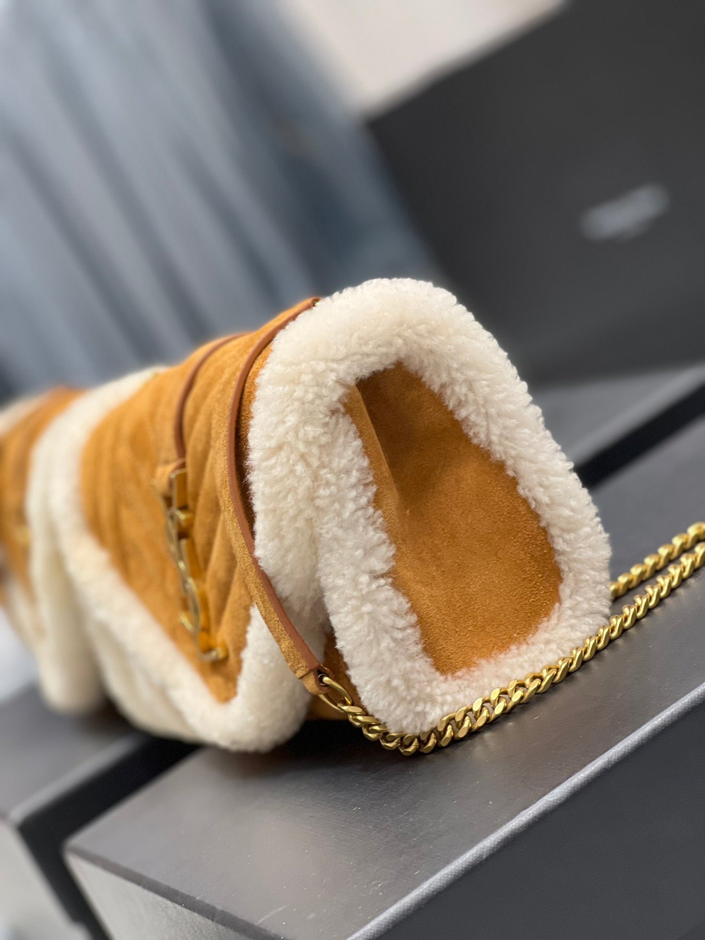 [TOP] Yves Saint Laurent YSL Envelope Small Suede Shearling Bag - Brown