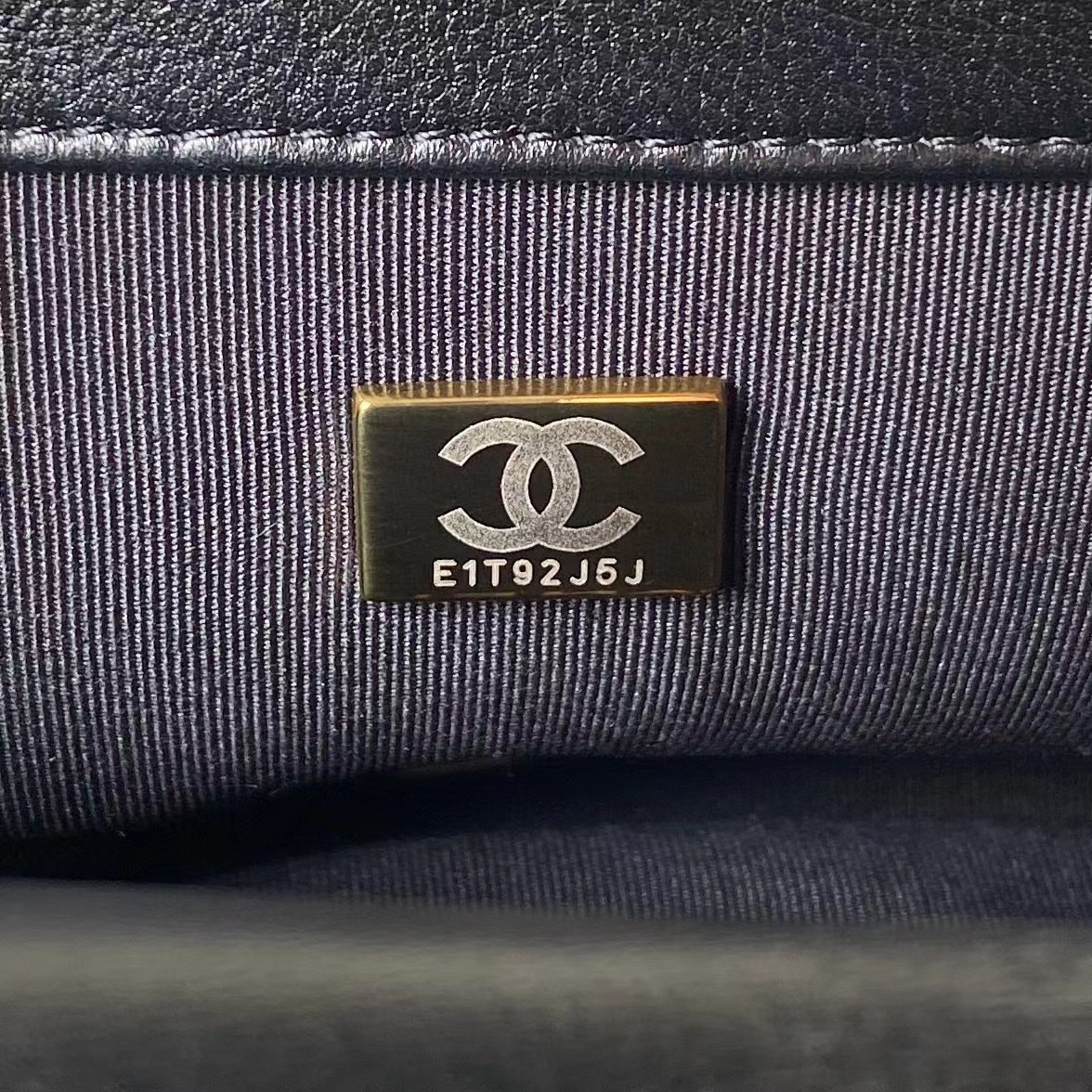 [TOP] CHANEL Classic CF Lambskin - Medium 20cm - GHW - 4 colours