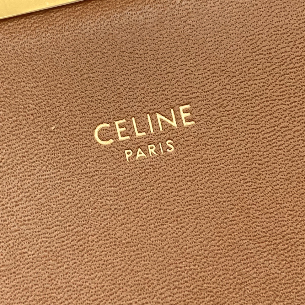 [TOP] CELINE Triomphe Shoulder Bag 22-16-6