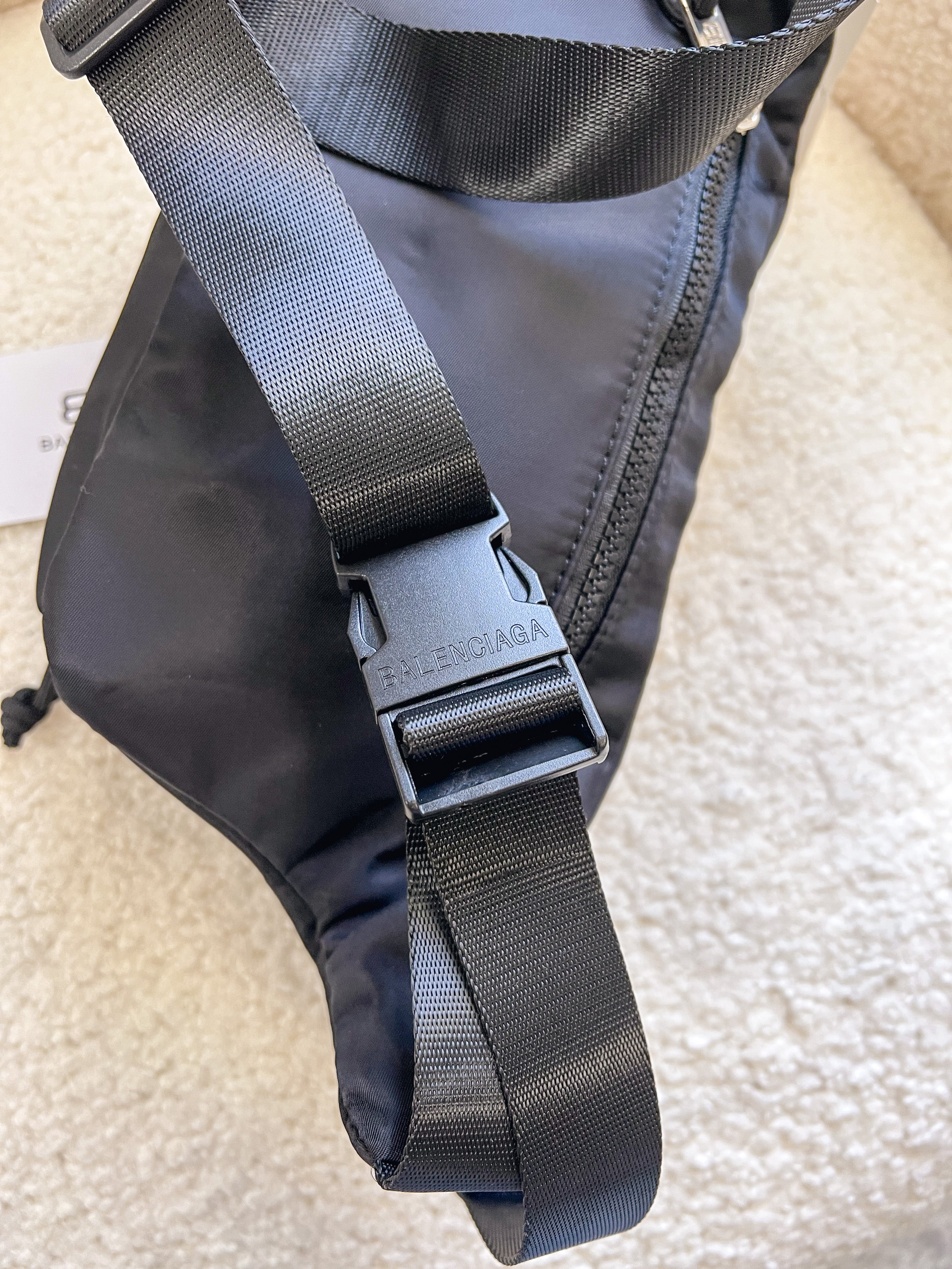 [TOP] BALENCIAGA Nylon Belt Bag - Black