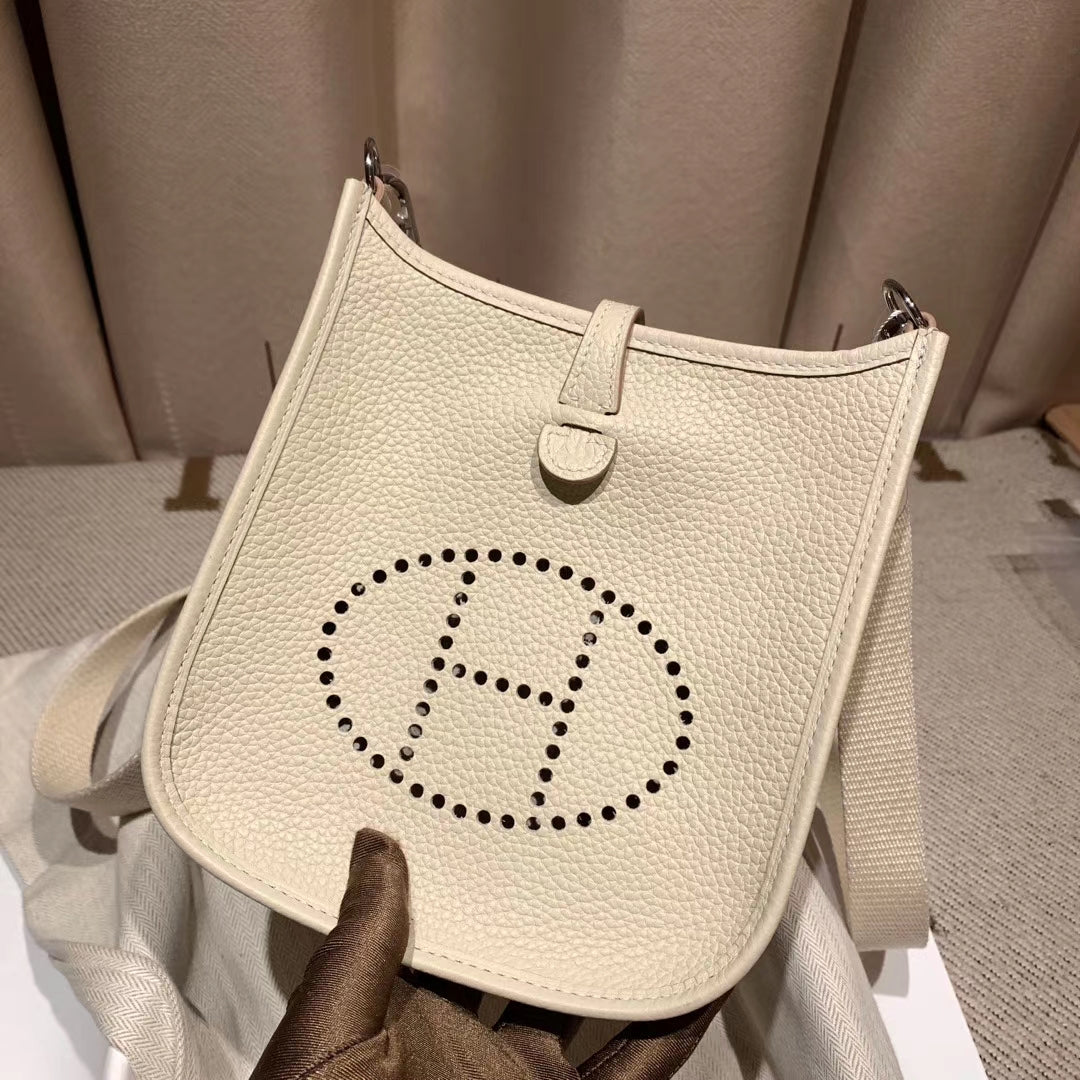[TOP] HERMES Evelyne 16CM - Craie & SHW