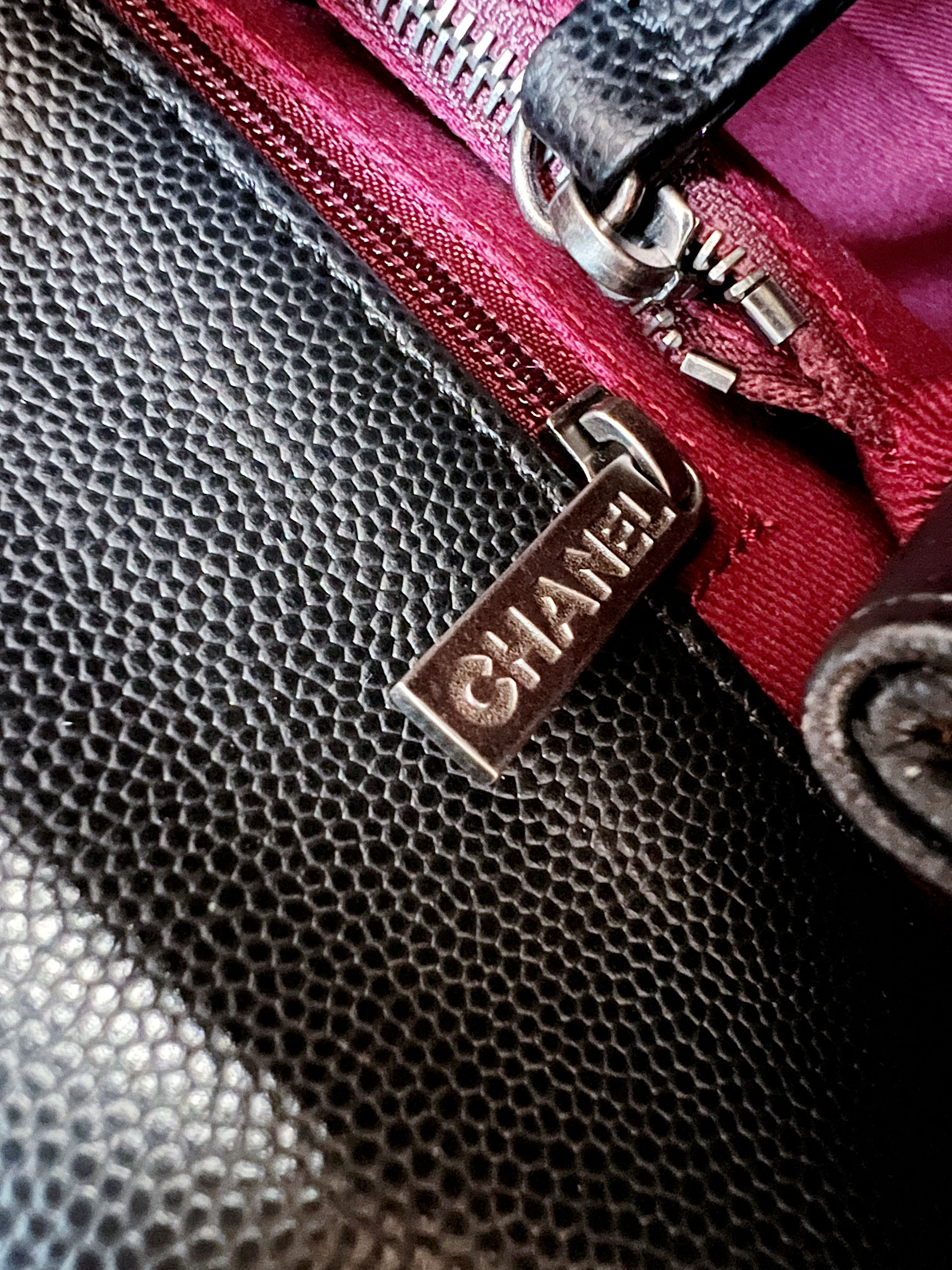 [TOP] CHANEL Coco Top Handle Caviar Bag 18x29X12CM - Black & SHW