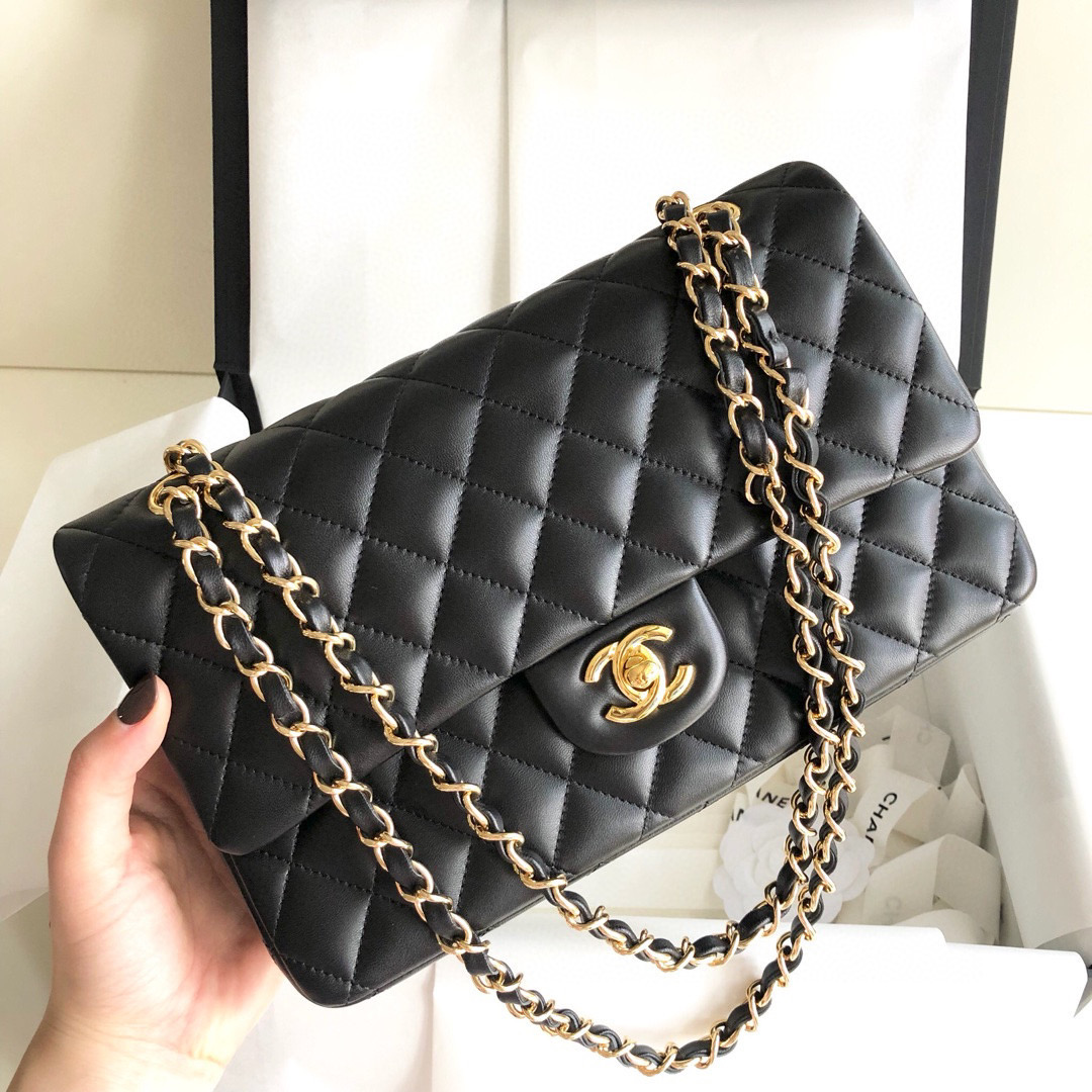 [TOP] CHANEL Classic Flap Bag Lambskin Medium 25.5cm – Black & GHW