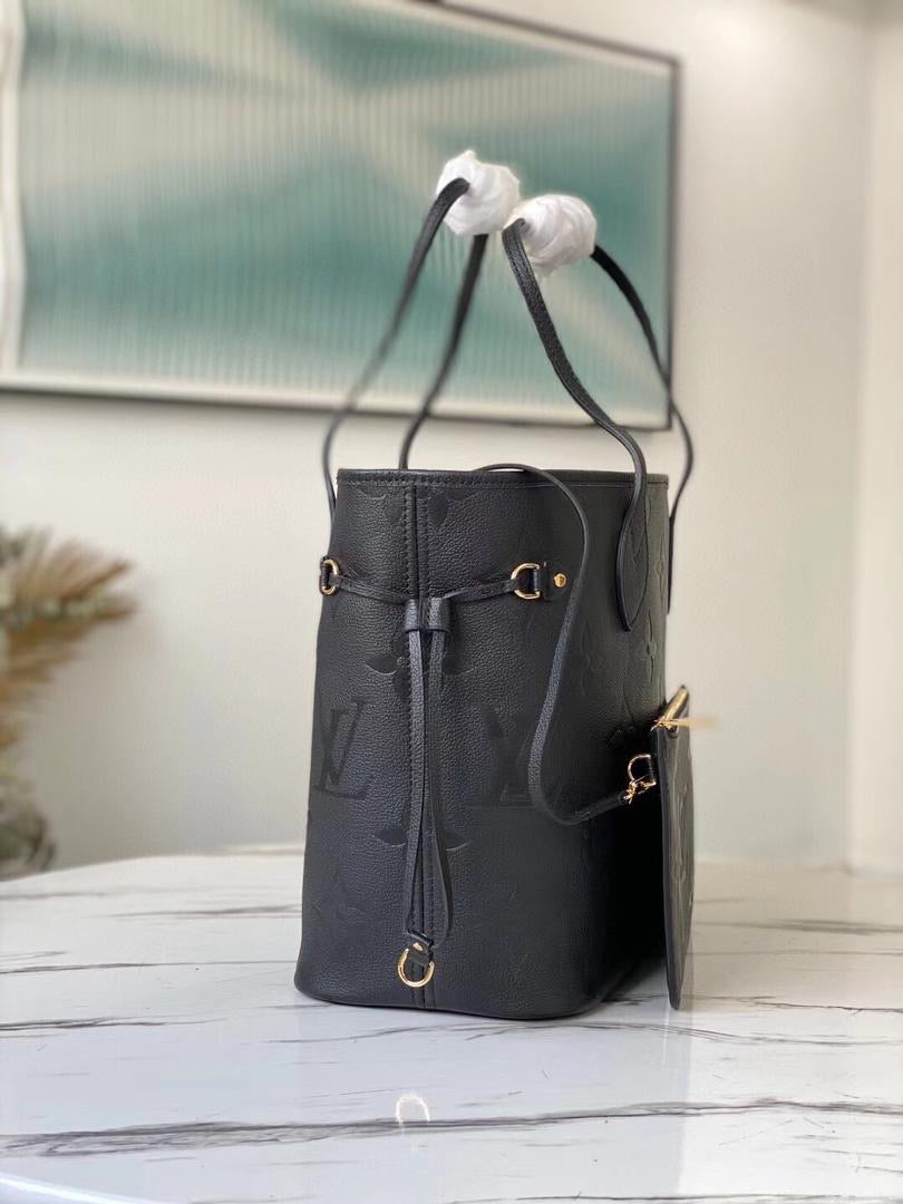 [TOP] Louis Vuitton LV L.V Neverfull MM Empreinte - Black